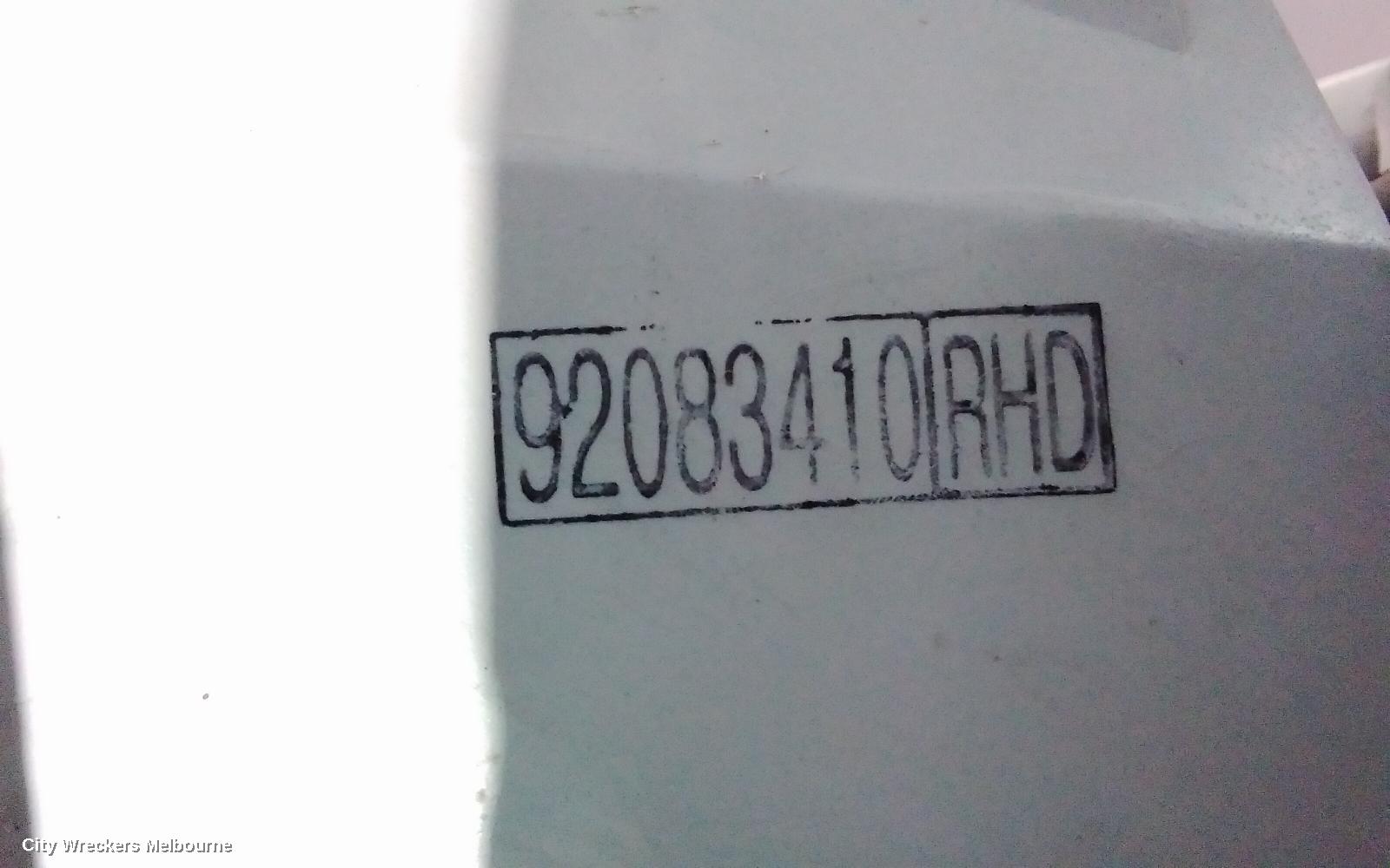 HOLDEN COMMODORE RIGHT HEADLAMP, VY1, EXECUTIVE/ACCLAIM/EQUIPE/LUMINA/S, 10/2002 - 08/2003