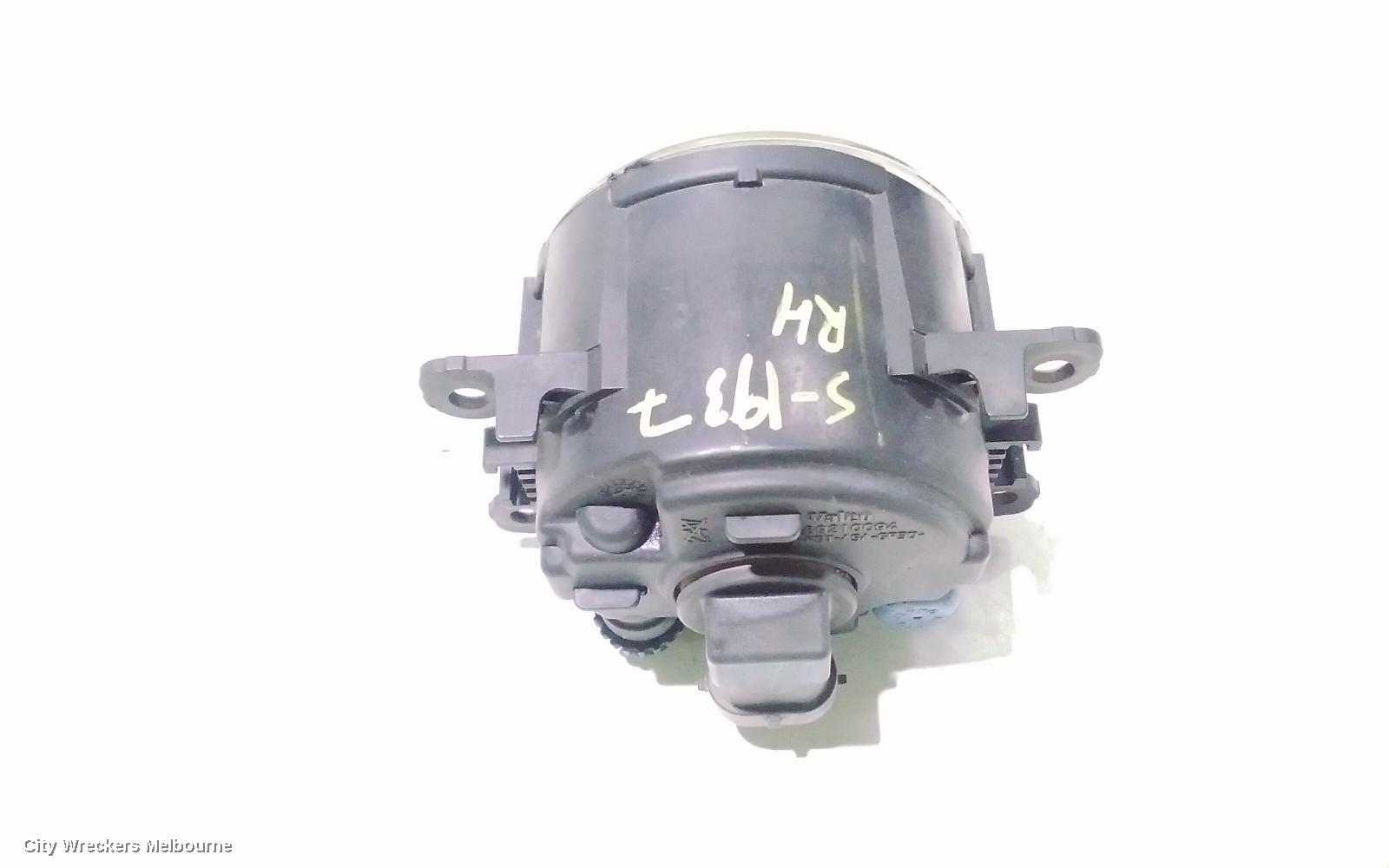 FORD TERRITORY RIGHT INDICATOR/FOG/SIDE, BUMPER FOGLAMP, SZ MKI, 04/2011 - 09/2014