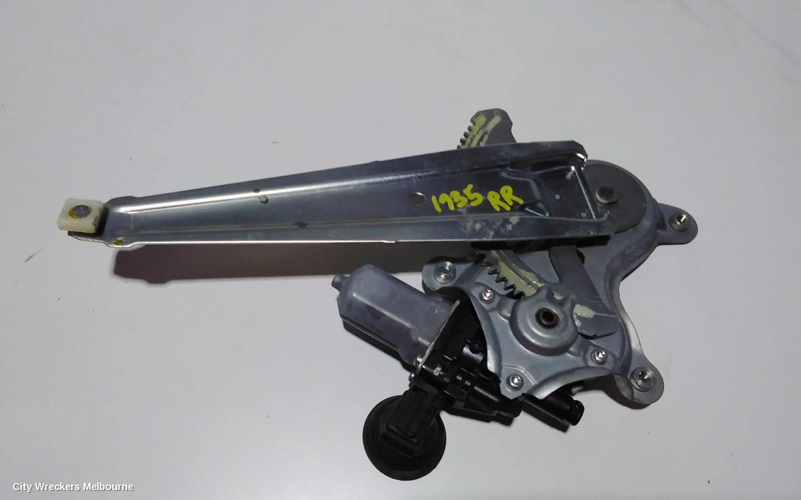TOYOTA CAMRY RIGHT REAR WND REG/MOTOR, ASV50/AVV50, POWER, 12/2011 - 10/2017
