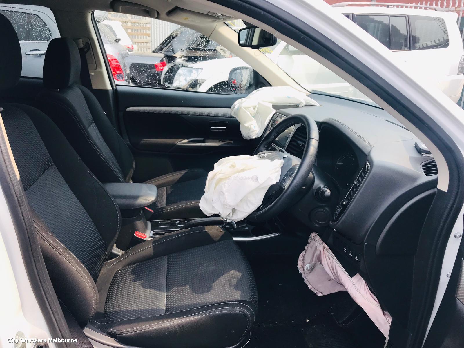 MITSUBISHI OUTLANDER MOUNT, ZK, 04/2015 - 07/2021