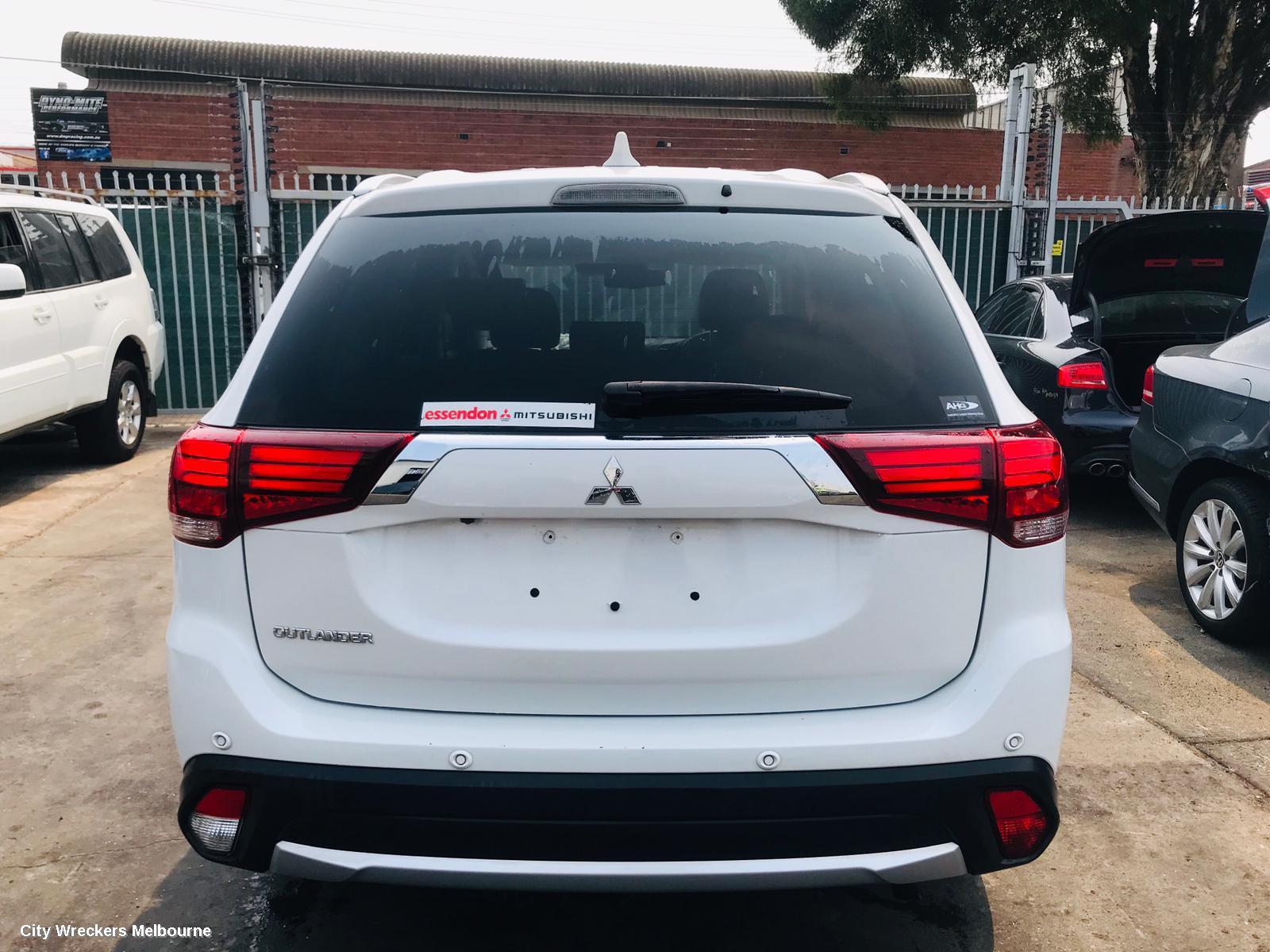 MITSUBISHI OUTLANDER MOUNT, ZK, 04/2015 - 07/2021