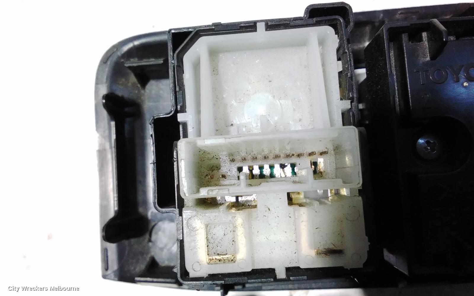 TOYOTA HIACE PWR DR WIND SWITCH, RH FRONT (MASTER SWITCH), 300 SERIES, 04/2019 ONWARDS