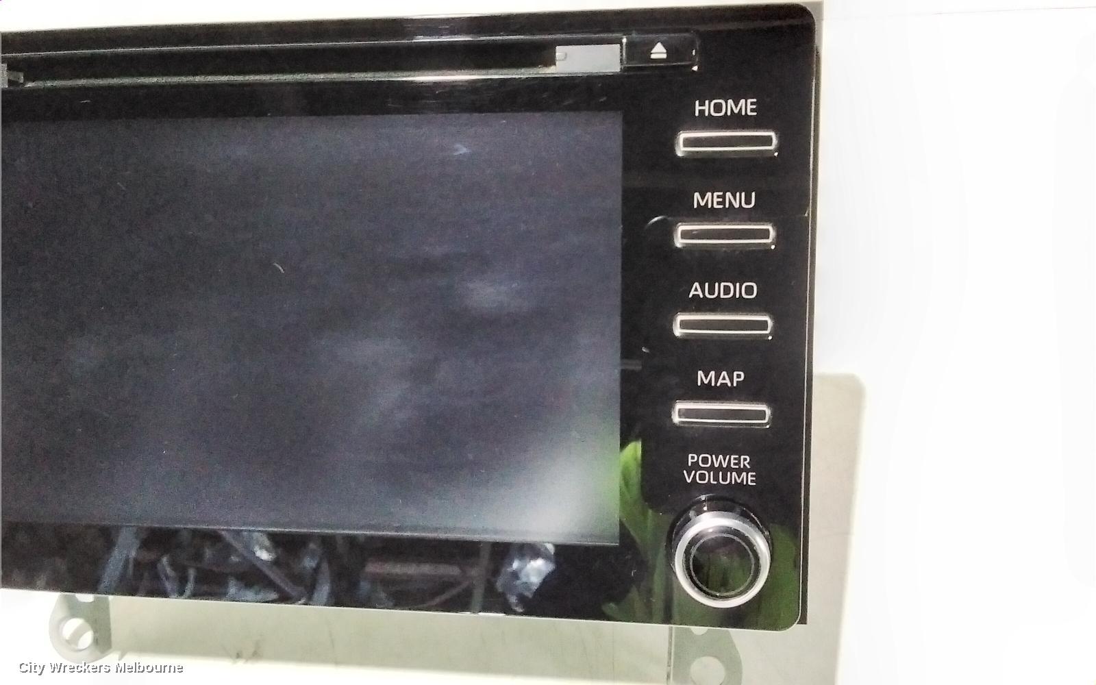 TOYOTA HIACE RADIO/CD/DVD/SAT/TV, 7IN TOUCHSCREEN, 300 SERIES, 04/2019 ONWARDS