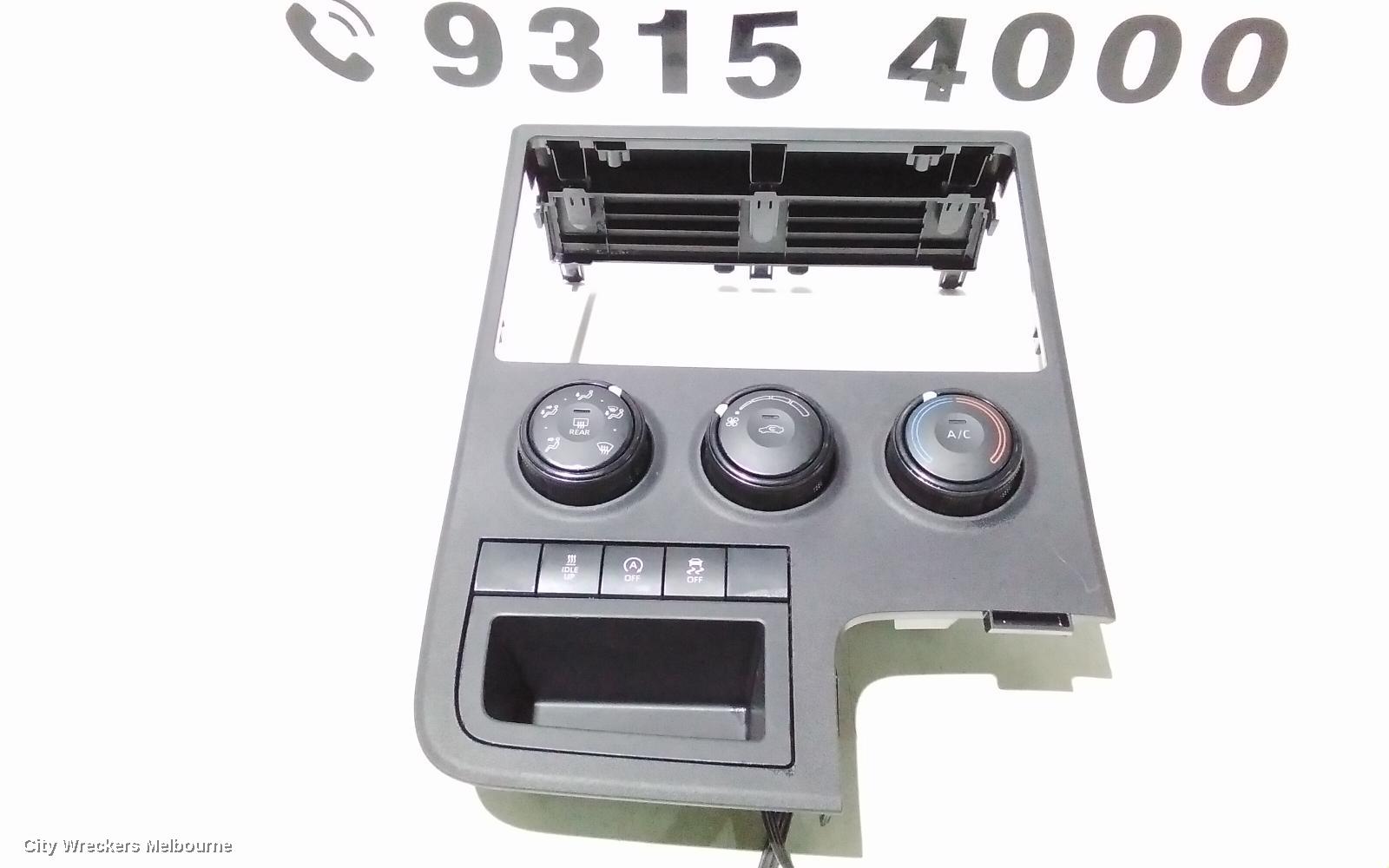 TOYOTA HIACE HEATER/AC CONTROLS, DUAL ZONE TYPE, 300 SERIES, 04/2019 ONWARDS