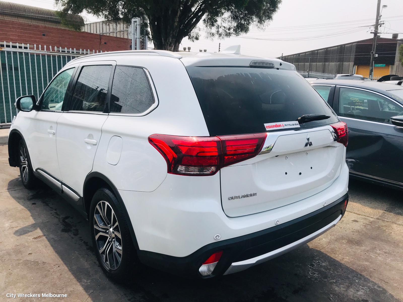 MITSUBISHI OUTLANDER MOUNT, ZK, 04/2015 - 07/2021