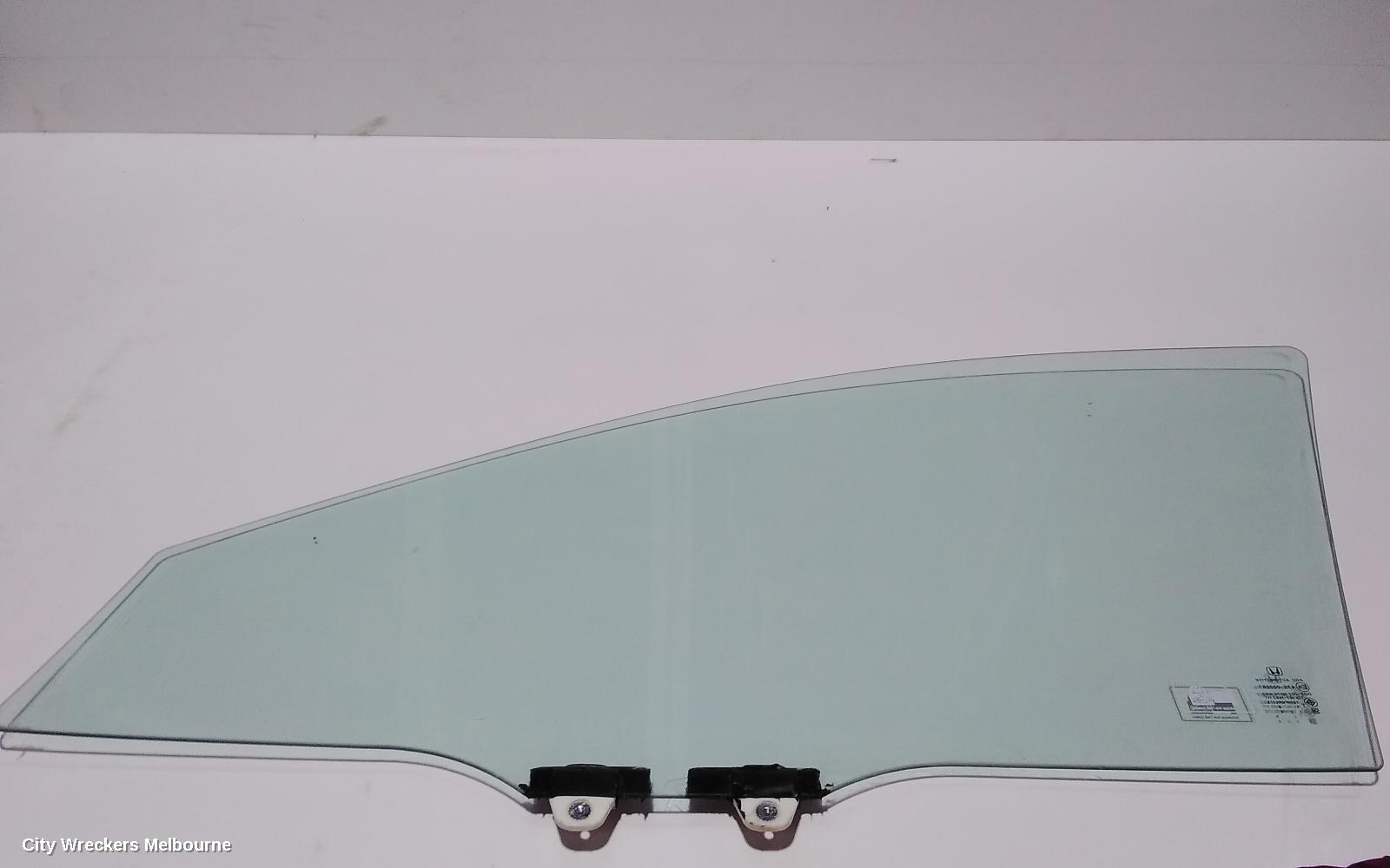 HONDA HRV RIGHT FRONT DOOR WINDOW, RU, 12/2014 - 10/2021