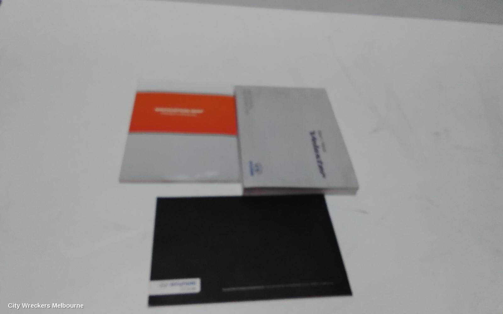 HYUNDAI VELOSTER OWNERS HANDBOOK, JS, 09/2019 - 07/2021