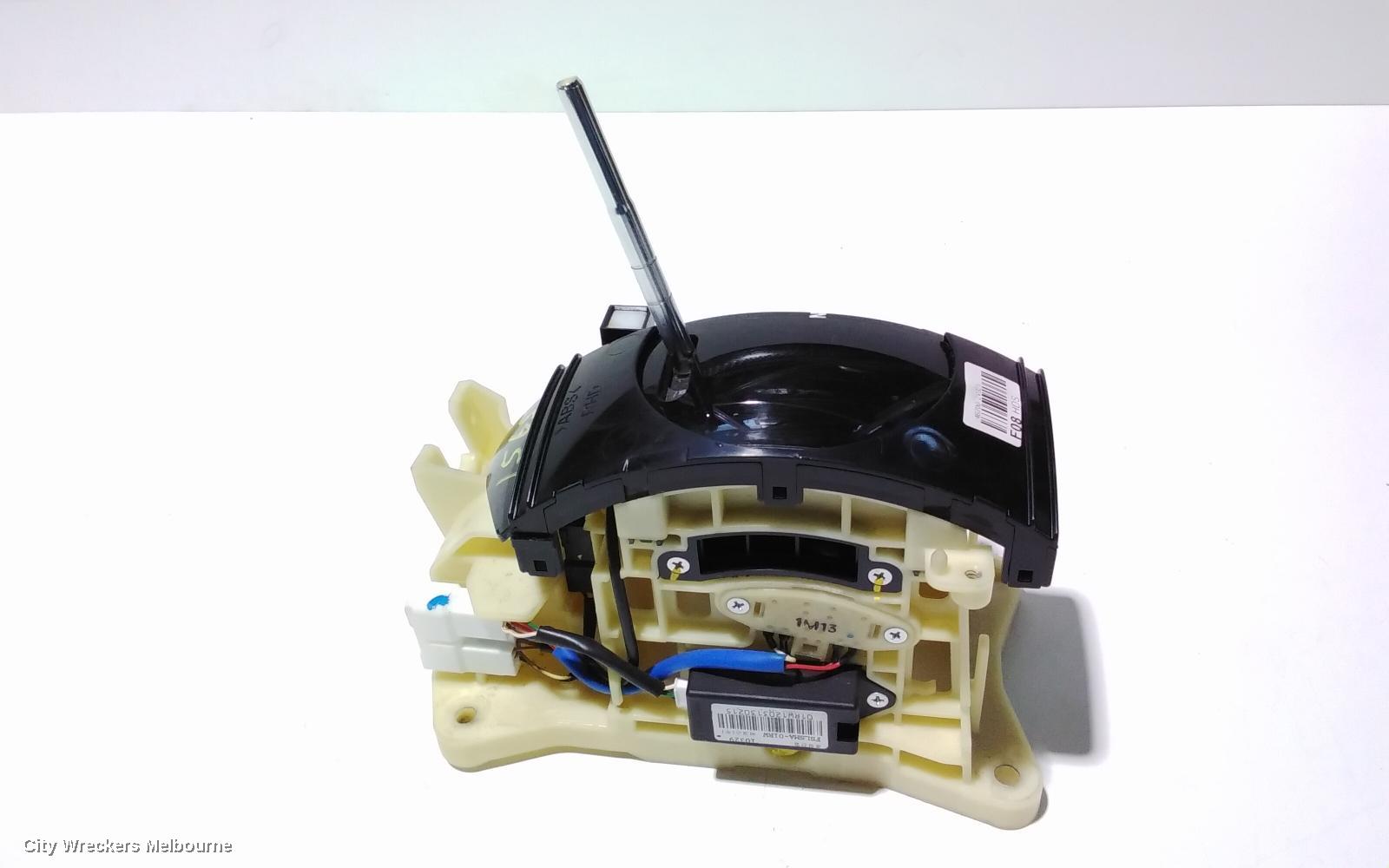 HYUNDAI VELOSTER GEAR STICK/SHIFTER, AUTO T/M, 1.6, G4FD, PETROL, FS, 12/2011 - 02/2018