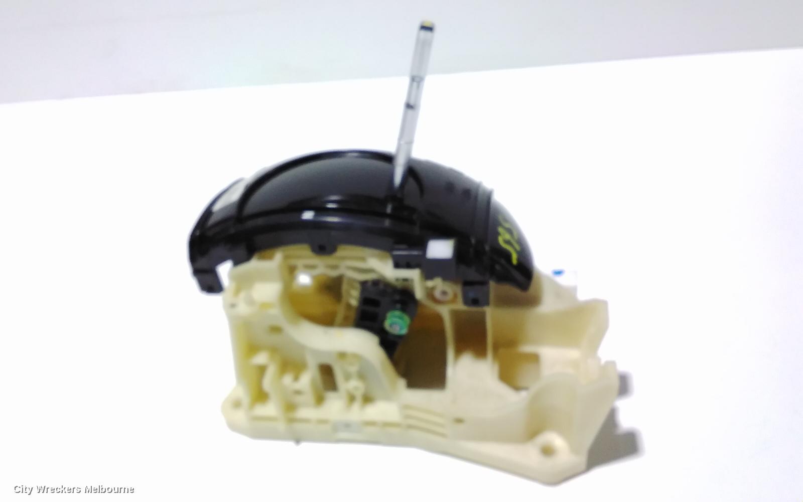 HYUNDAI VELOSTER GEAR STICK/SHIFTER, AUTO T/M, 1.6, G4FD, PETROL, FS, 12/2011 - 02/2018