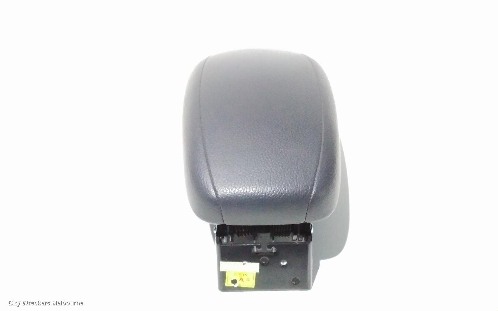 HYUNDAI VELOSTER CONSOLE, FS, 02/2012 - 02/2018