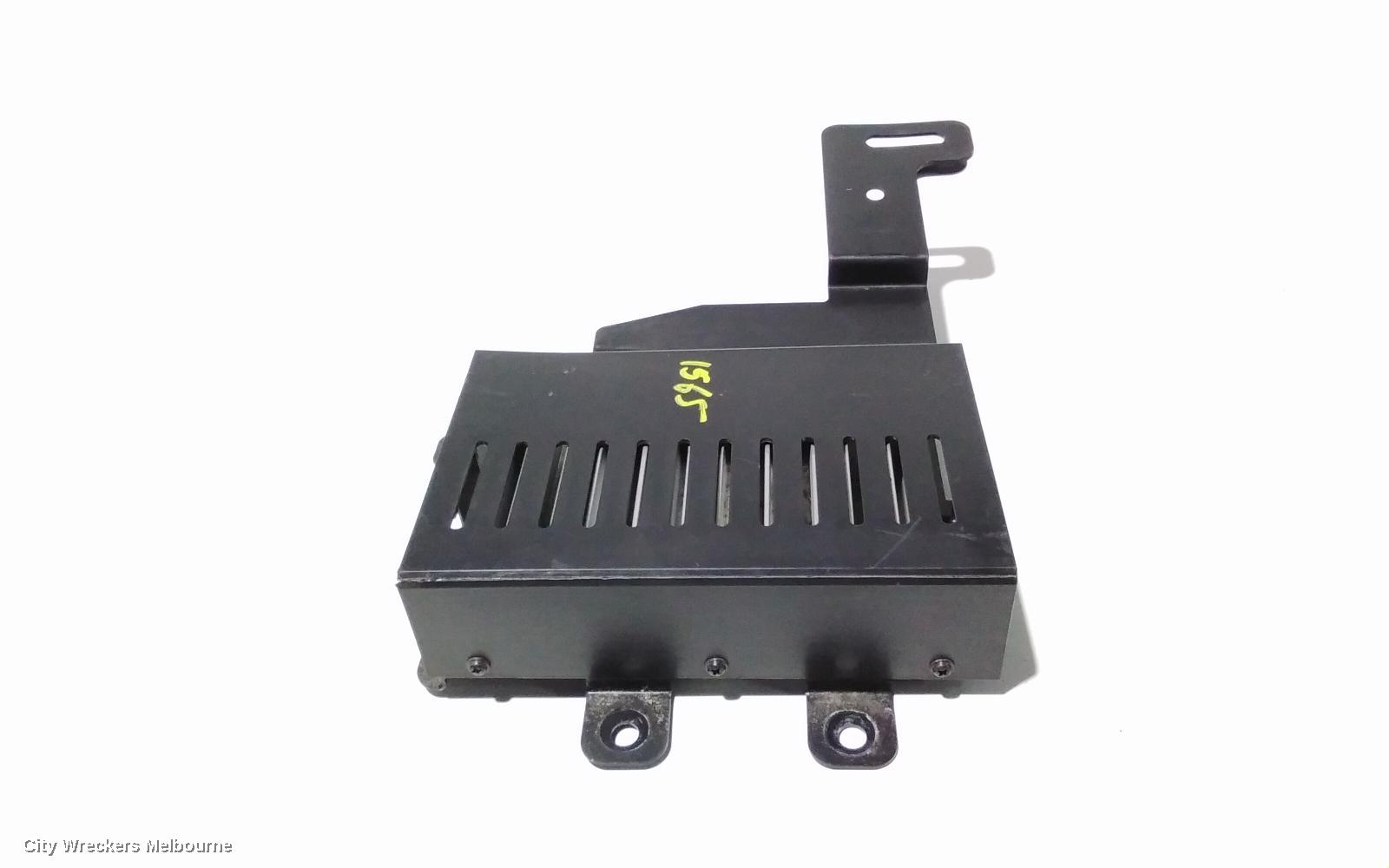 HYUNDAI VELOSTER RADIO/CD/DVD/SAT/TV, AMPLIFIER, FS, 12/2011 - 02/2018