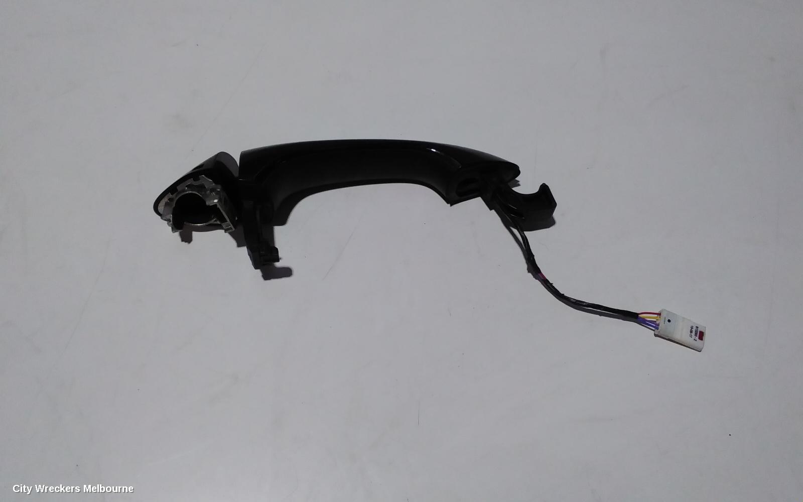 HOLDEN COMMODORE DOOR HANDLE, OUTER, RH FRONT, COLOUR CODED/CHROME, ZB, 10/2017 - 12/2020