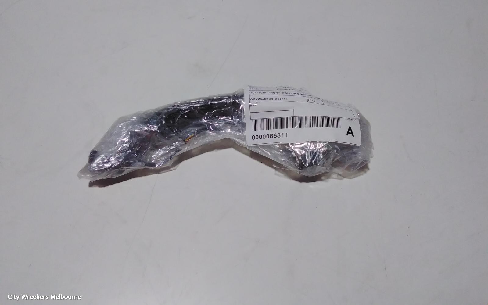 HOLDEN COMMODORE DOOR HANDLE, OUTER, RH FRONT, COLOUR CODED/CHROME, ZB, 10/2017 - 12/2020