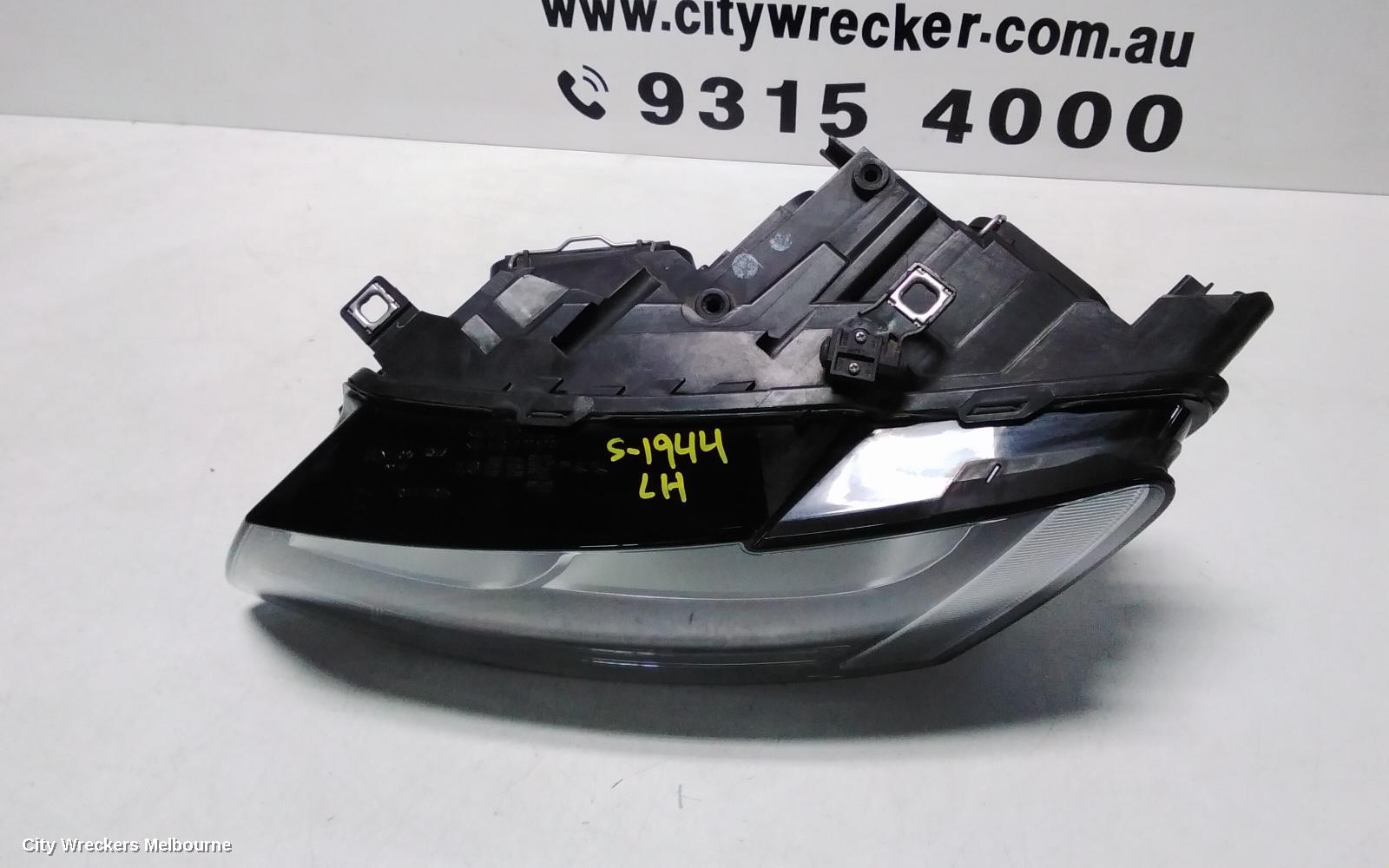 AUDI Q5 LEFT HEADLAMP, 8R, HALOGEN TYPE, 03/2009 - 10/2012