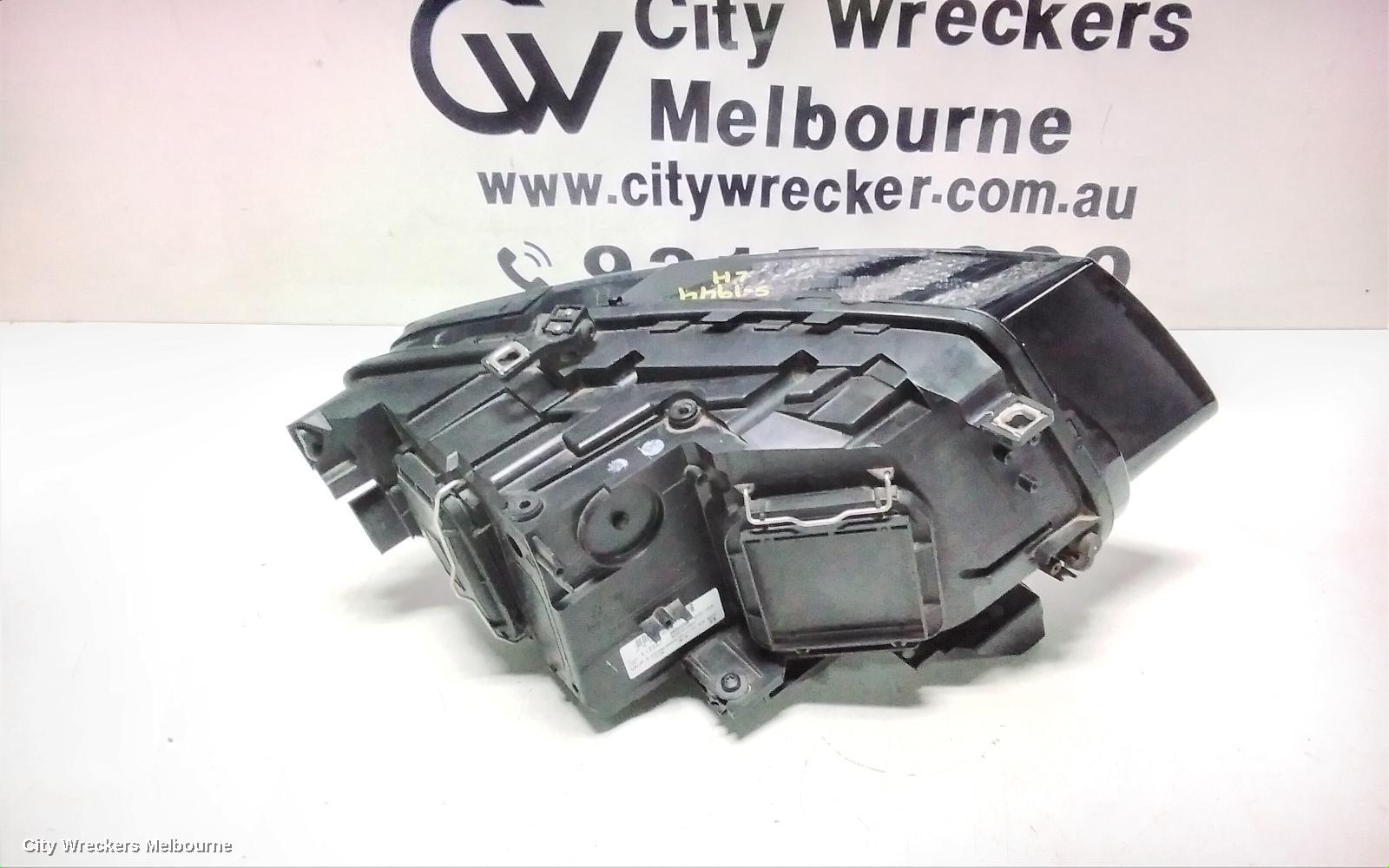 AUDI Q5 LEFT HEADLAMP, 8R, HALOGEN TYPE, 03/2009 - 10/2012
