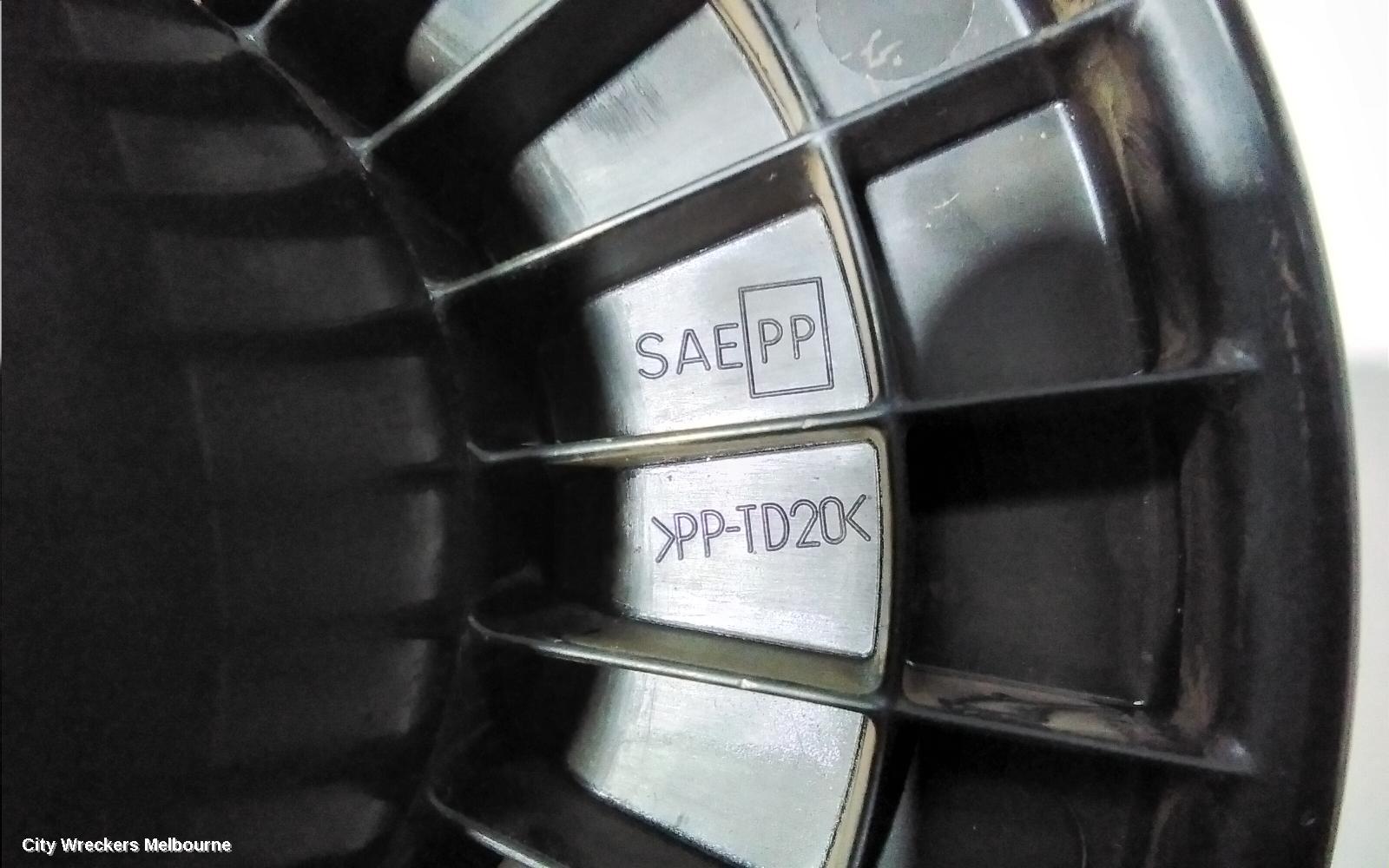 MITSUBISHI PAJERO HEATER FAN MOTOR, FRONT, NS-NX, 11/2006 ONWARDS