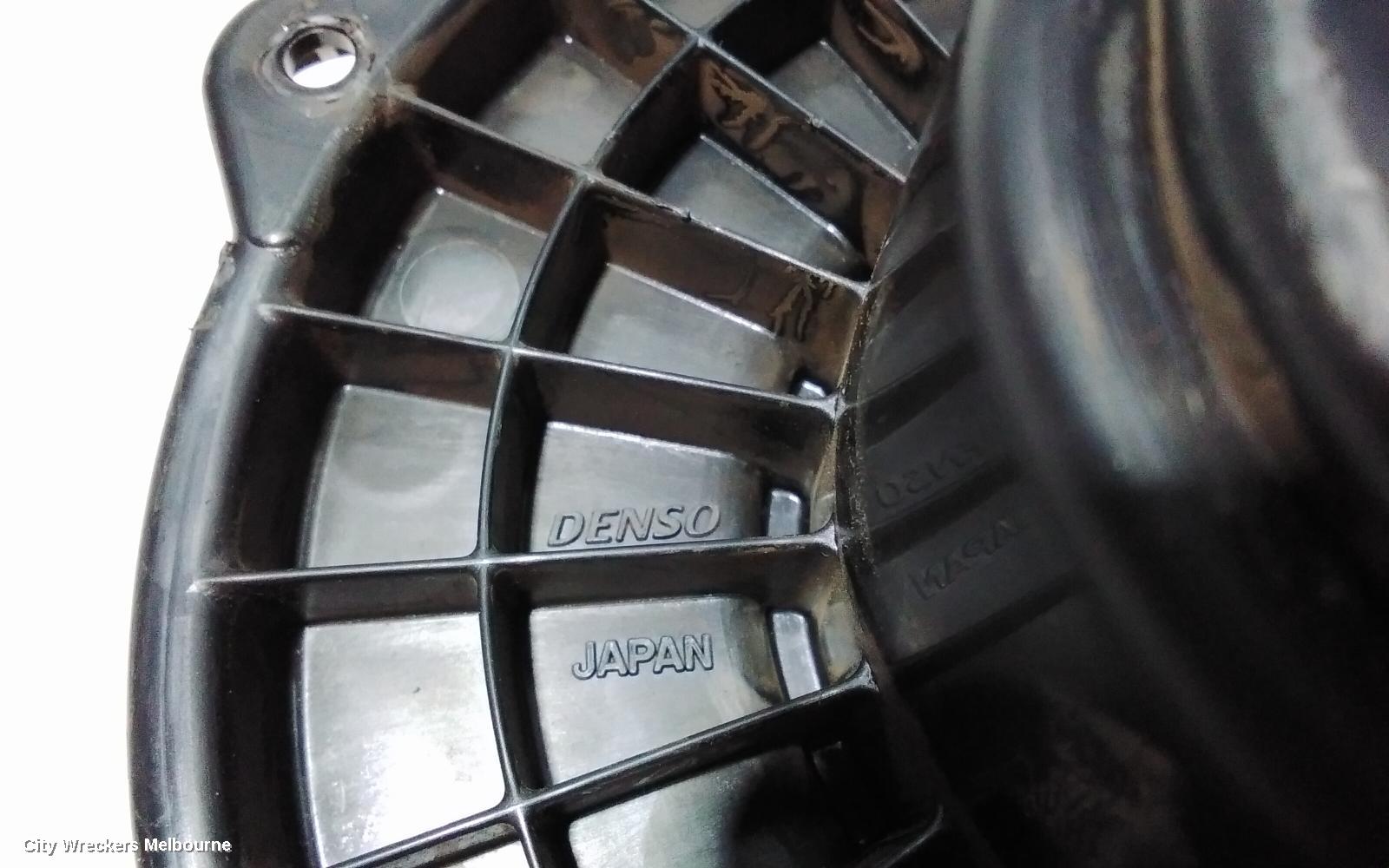 MITSUBISHI PAJERO HEATER FAN MOTOR, FRONT, NS-NX, 11/2006 ONWARDS