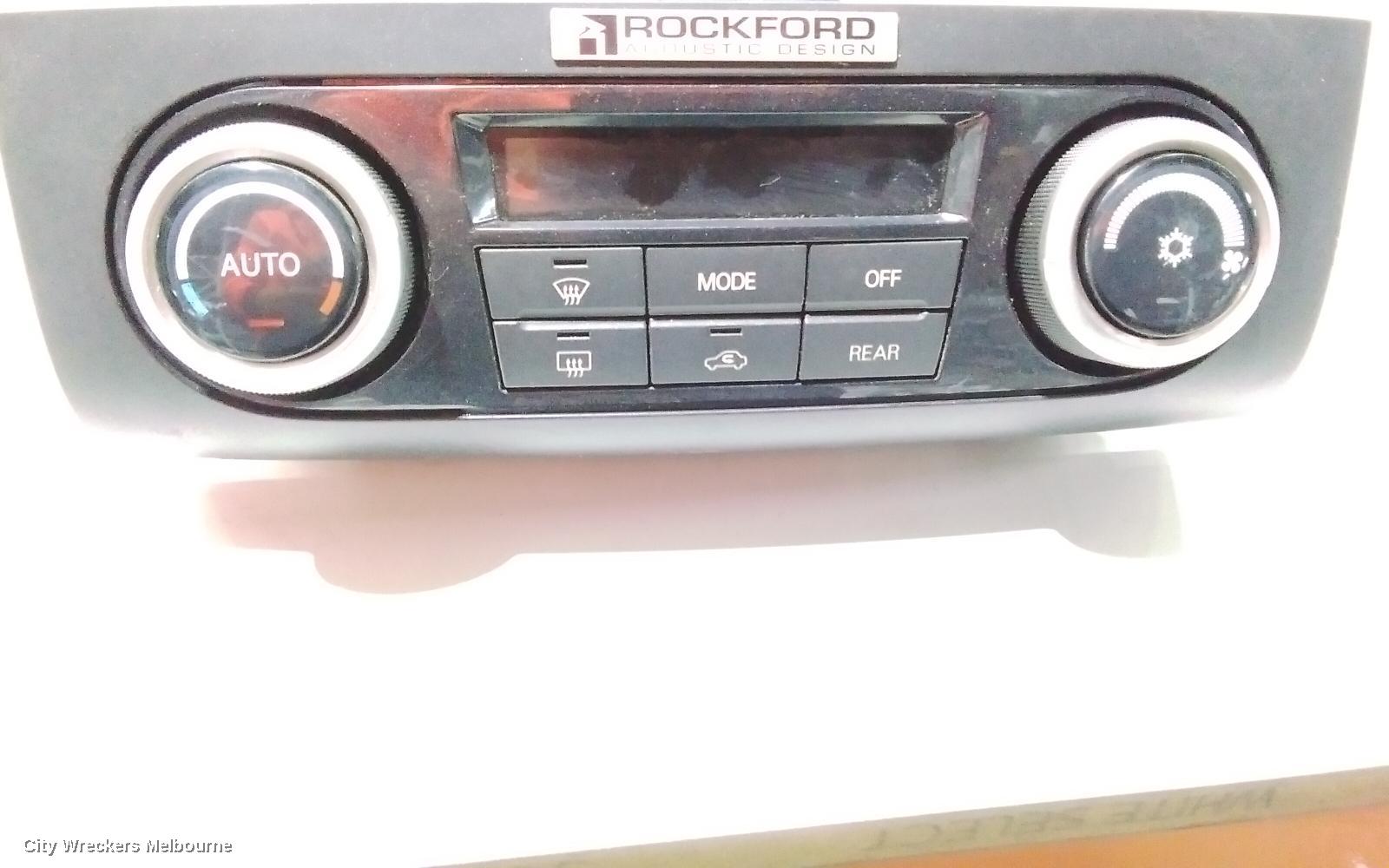 MITSUBISHI PAJERO HEATER/AC CONTROLS, NS-NW, FRONT, DUAL ZONE TYPE, 08/2006 - 08/2014
