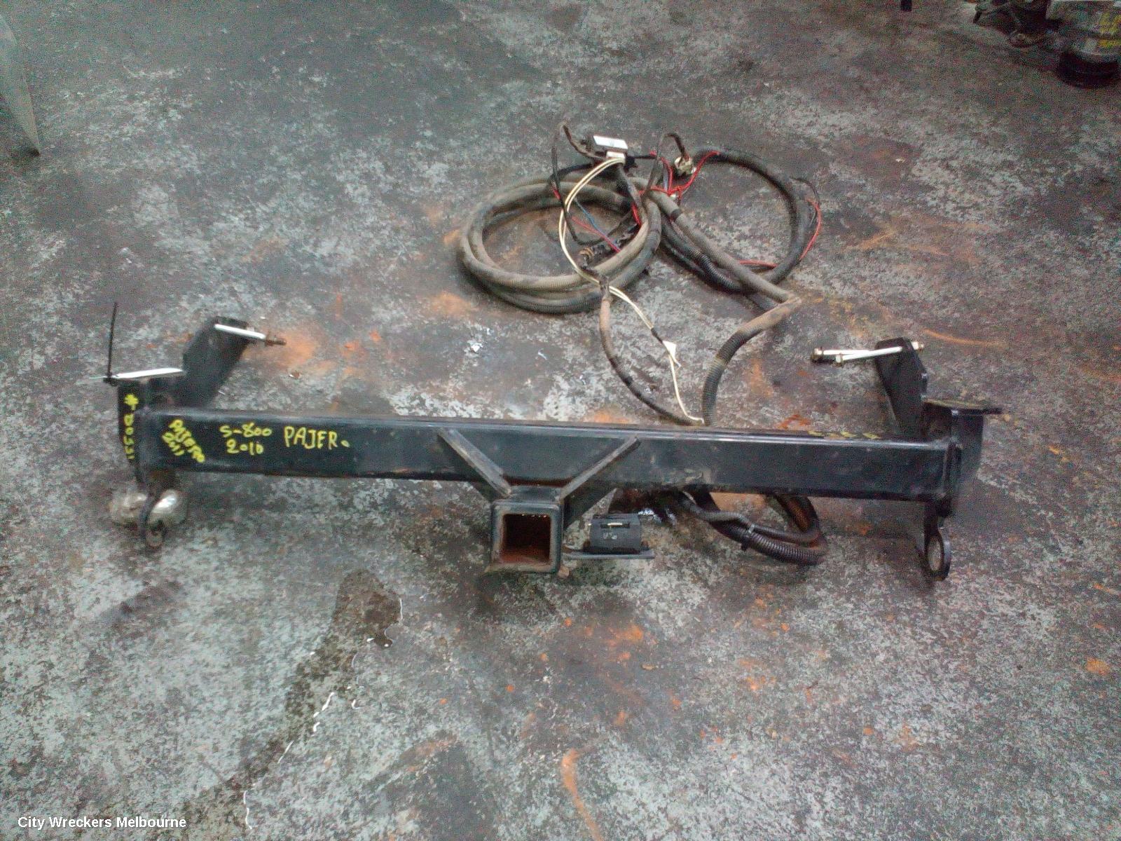 MITSUBISHI PAJERO TOWBAR, NS-NW, FACTORY, 11/2006 ONWARDS