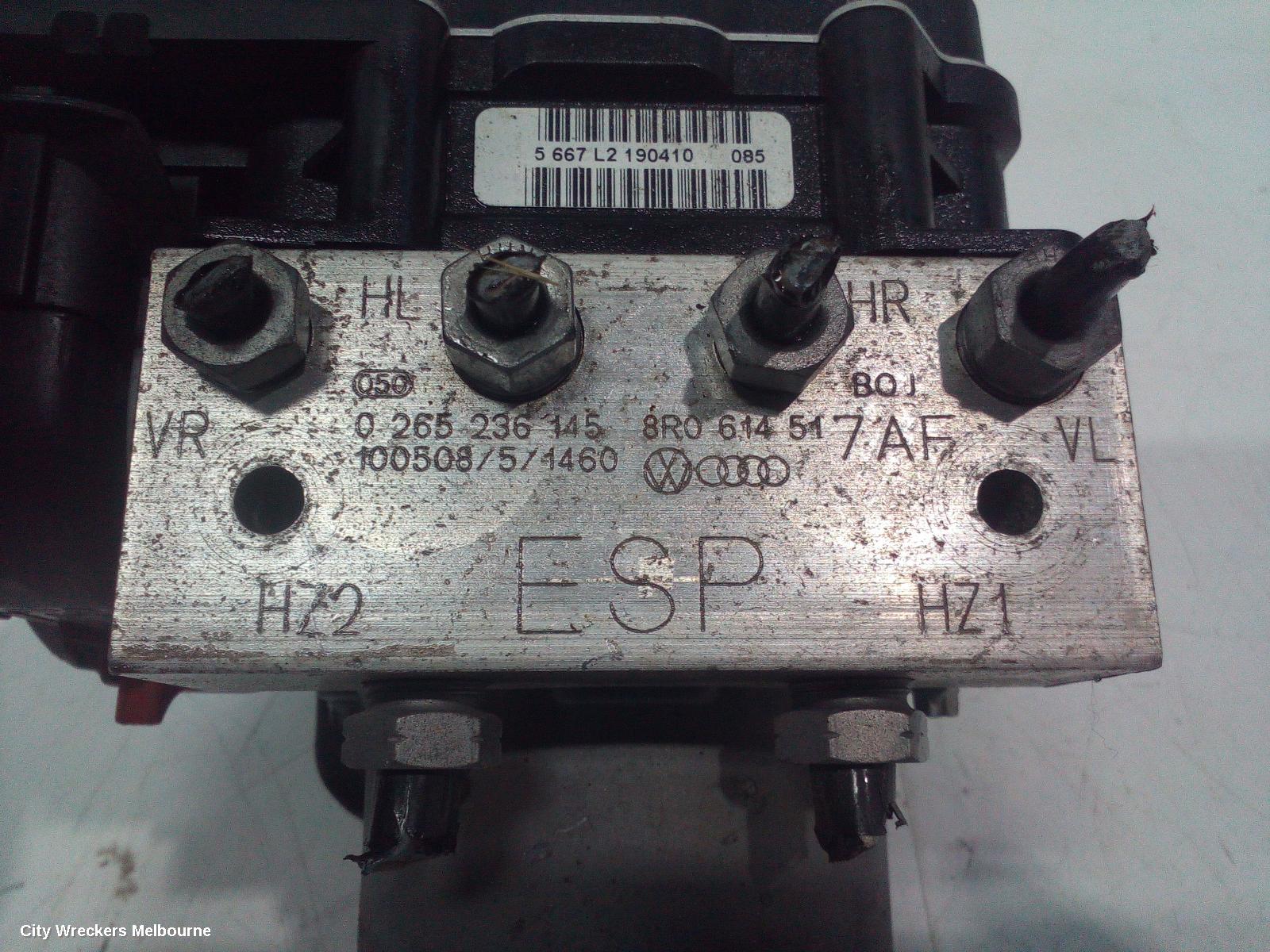AUDI Q5 ABS PUMP/MODULATOR, 8R, P/N 8R0614517L, 03/2009 - 01/2017