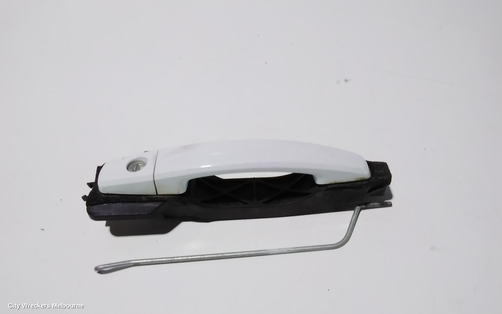 HOLDEN CAPTIVA DOOR HANDLE, OUTER, RH FRONT, CG, PRIMED, CAPTIVA 5 (4TH VIN = D), 04/2013 - 06/2018