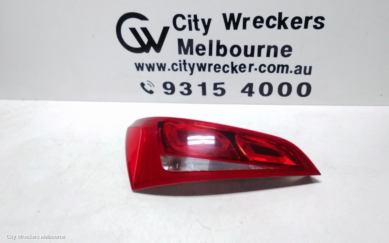 AUDI Q5 RIGHT TAILLIGHT, IN TAILGATE, 8R, STANDARD TYPE, 03/2009 - 01/2017