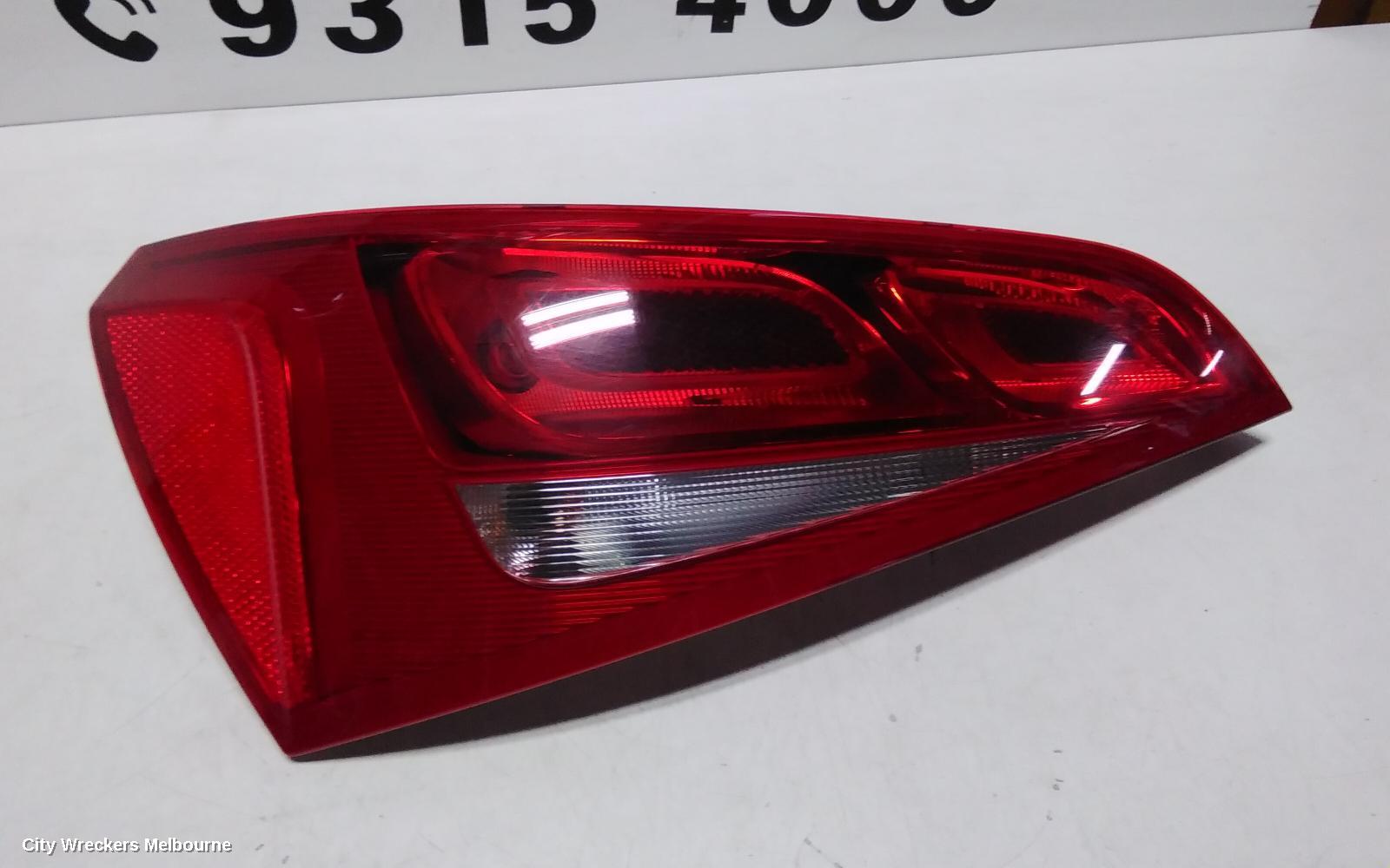 AUDI Q5 RIGHT TAILLIGHT, IN TAILGATE, 8R, STANDARD TYPE, 03/2009 - 01/2017