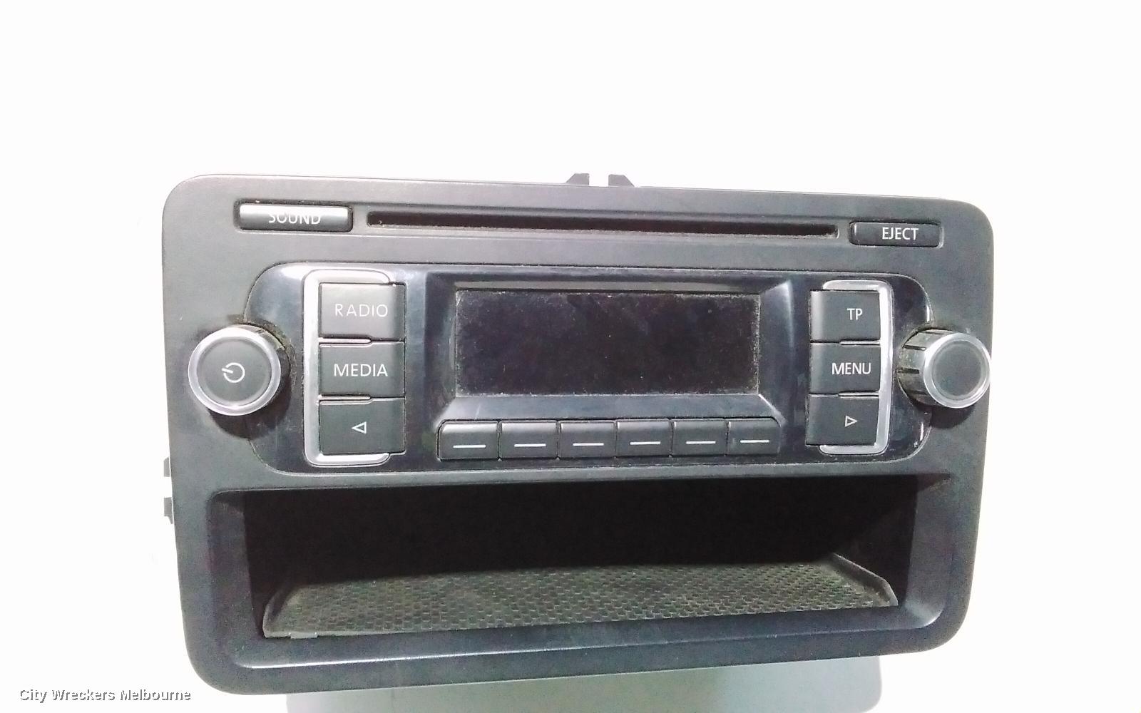 VOLKSWAGEN CADDY RADIO/CD/DVD/SAT/TV, CD PLAYER (RCD210), 2K, 08/2010 - 06/2015