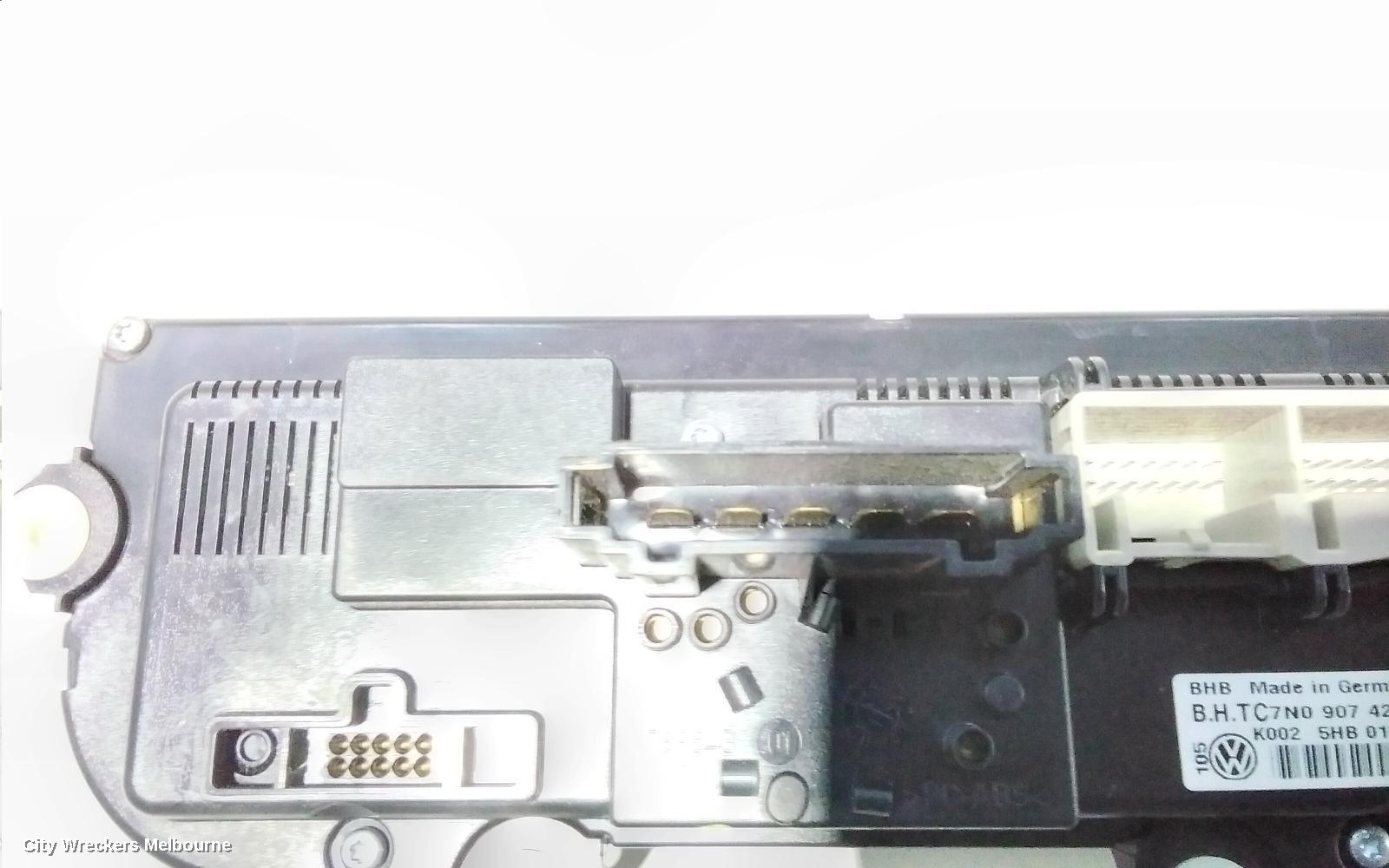 VOLKSWAGEN CADDY HEATER/AC CONTROLS, 2K, 08/2010 - 06/2015