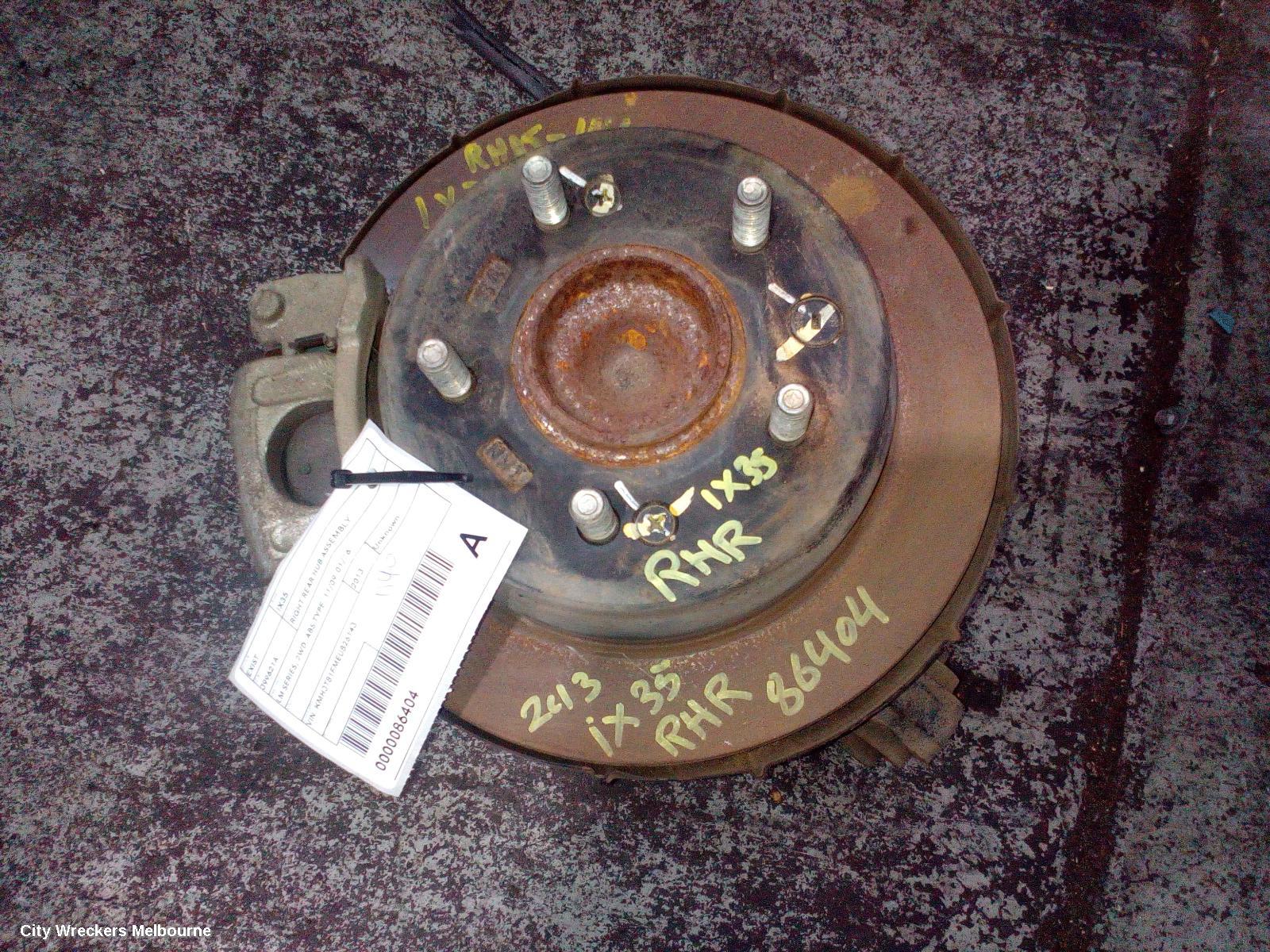 HYUNDAI IX35 RIGHT REAR HUB ASSEMBLY, LM SERIES, 2WD, ABS TYPE, 11/2009 - 01/2016