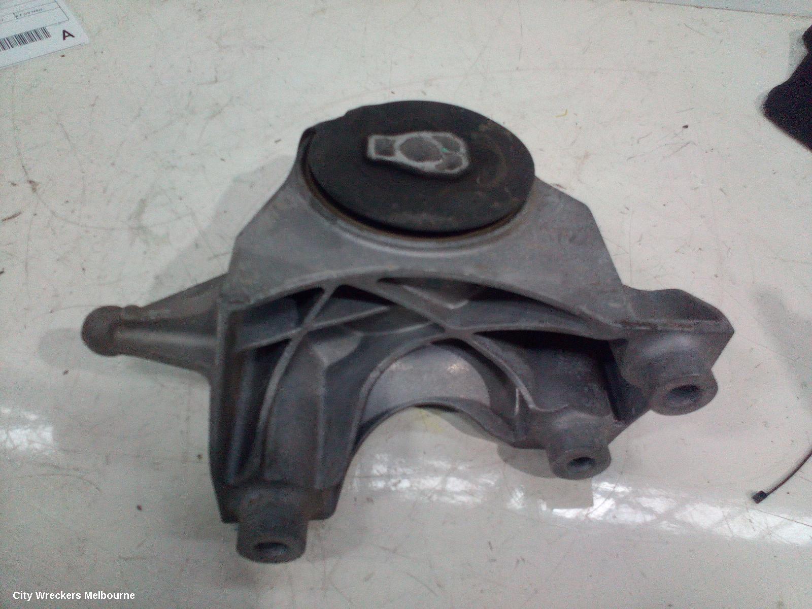 HOLDEN CAPTIVA MOUNT, CG SERIES 2 03/2011 - 06/2018