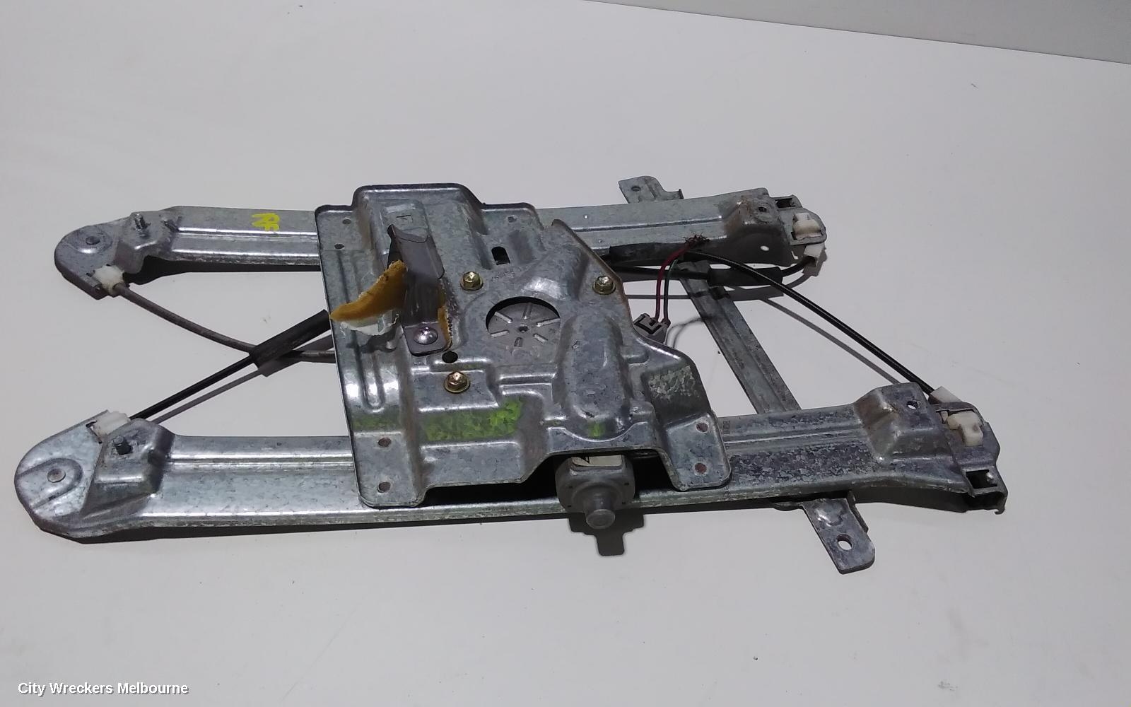 MITSUBISHI 380 RIGHT FRONT WINDOW REG/MOTOR, DB, ELECTRIC, 09/2005 - 03/2008