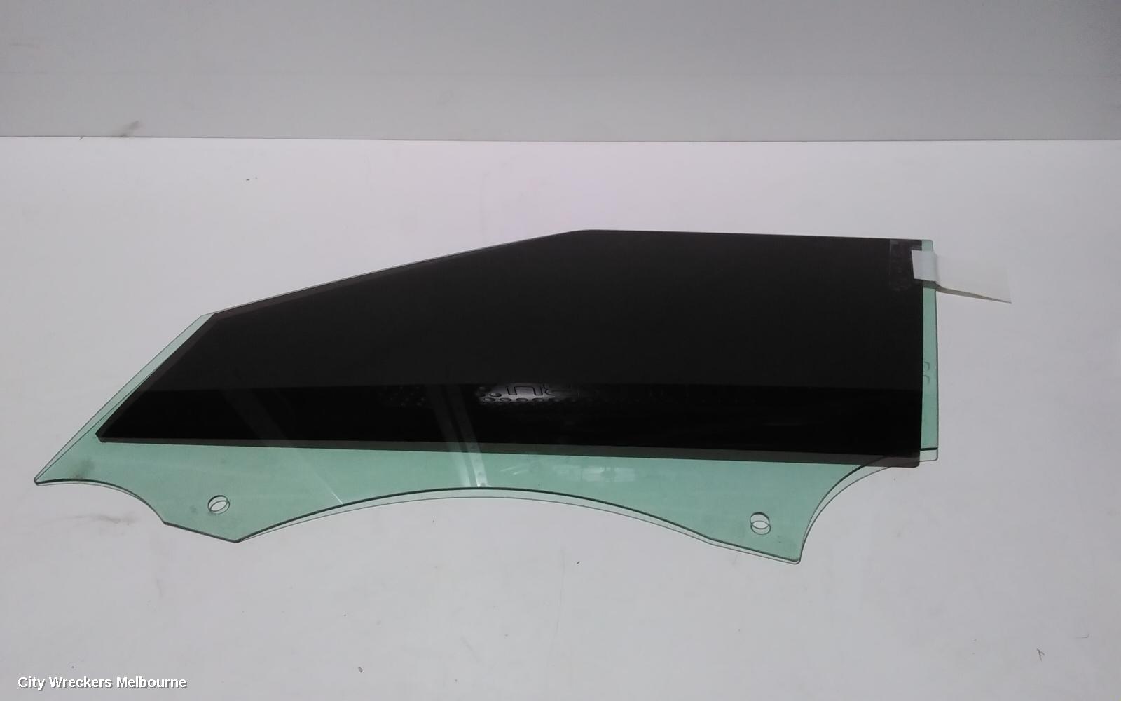 LAND ROVER RANGEROVER EVOQUE LEFT FRONT DOOR WINDOW, L538, 11/2011 - 01/2019