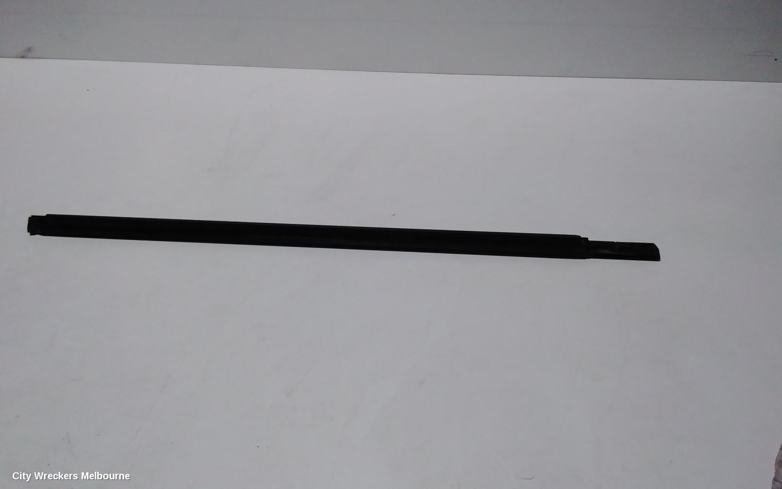 LAND ROVER RANGEROVER EVOQUE DOOR MOULD, LHF UPPER CHROM MOULD: 86456, L538, 11/2011 - 01/2019