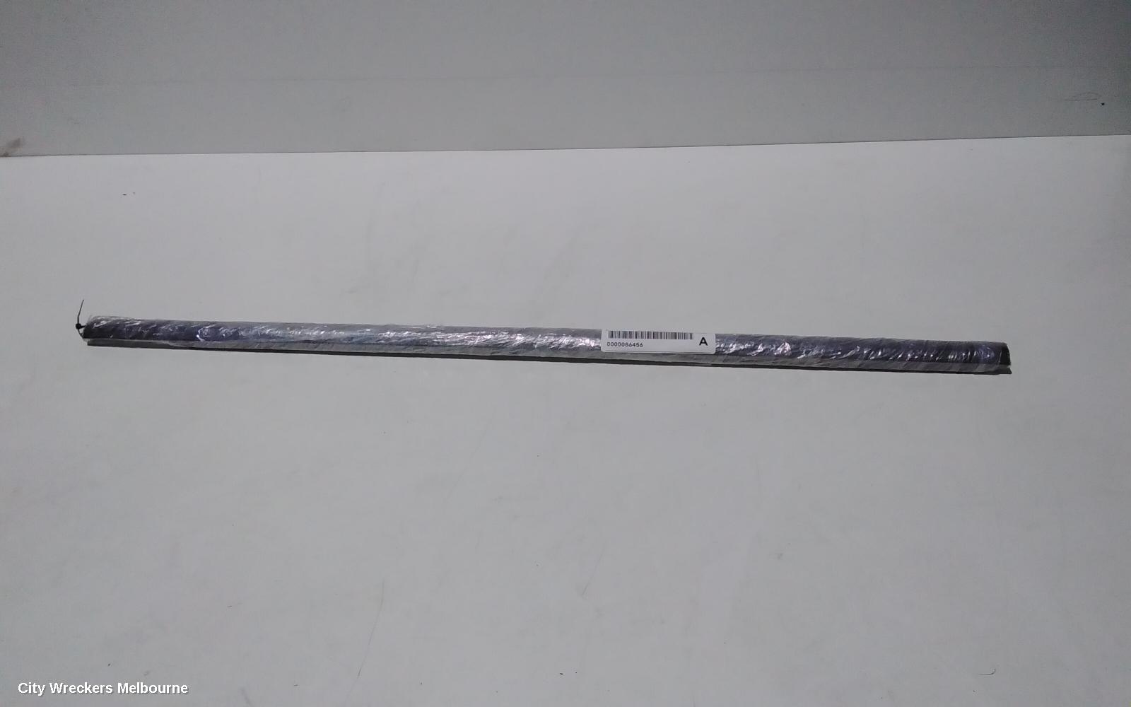 LAND ROVER RANGEROVER EVOQUE DOOR MOULD, LHF UPPER CHROM MOULD: 86456, L538, 11/2011 - 01/2019