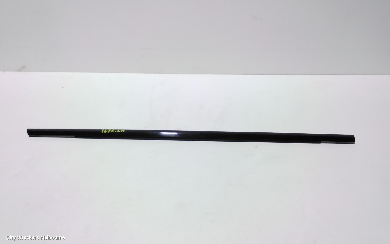 LAND ROVER RANGEROVER EVOQUE DOOR MOULD, LHR UPPER CHROM MOULD: 86458, L538, 11/2011 - 01/2019
