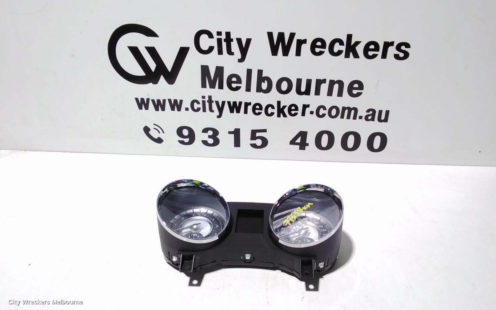 CHRYSLER 300C INSTRUMENT CLUSTER, PETROL, 3.6, LX2, 07/2012 - 12/2014