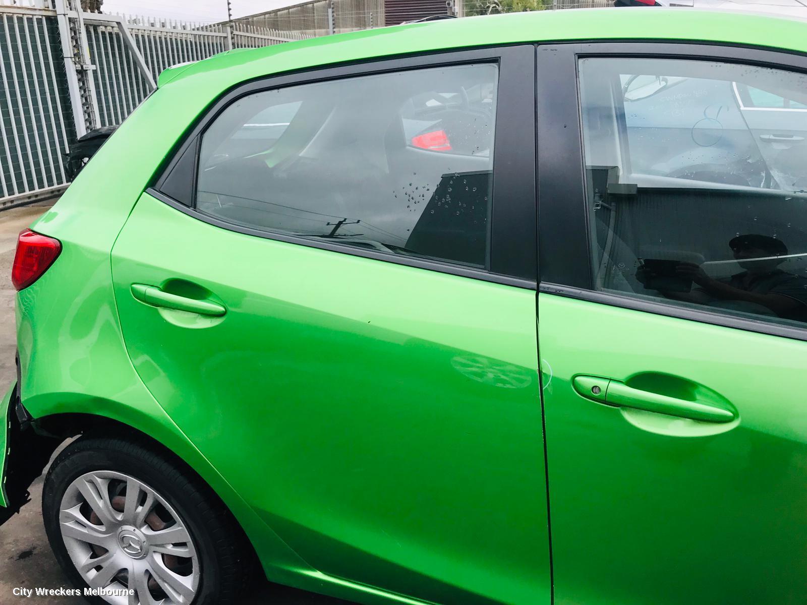 MAZDA 2 OVERFLOW BOTTLE, DE SERIES, 09/2007 - 09/2014