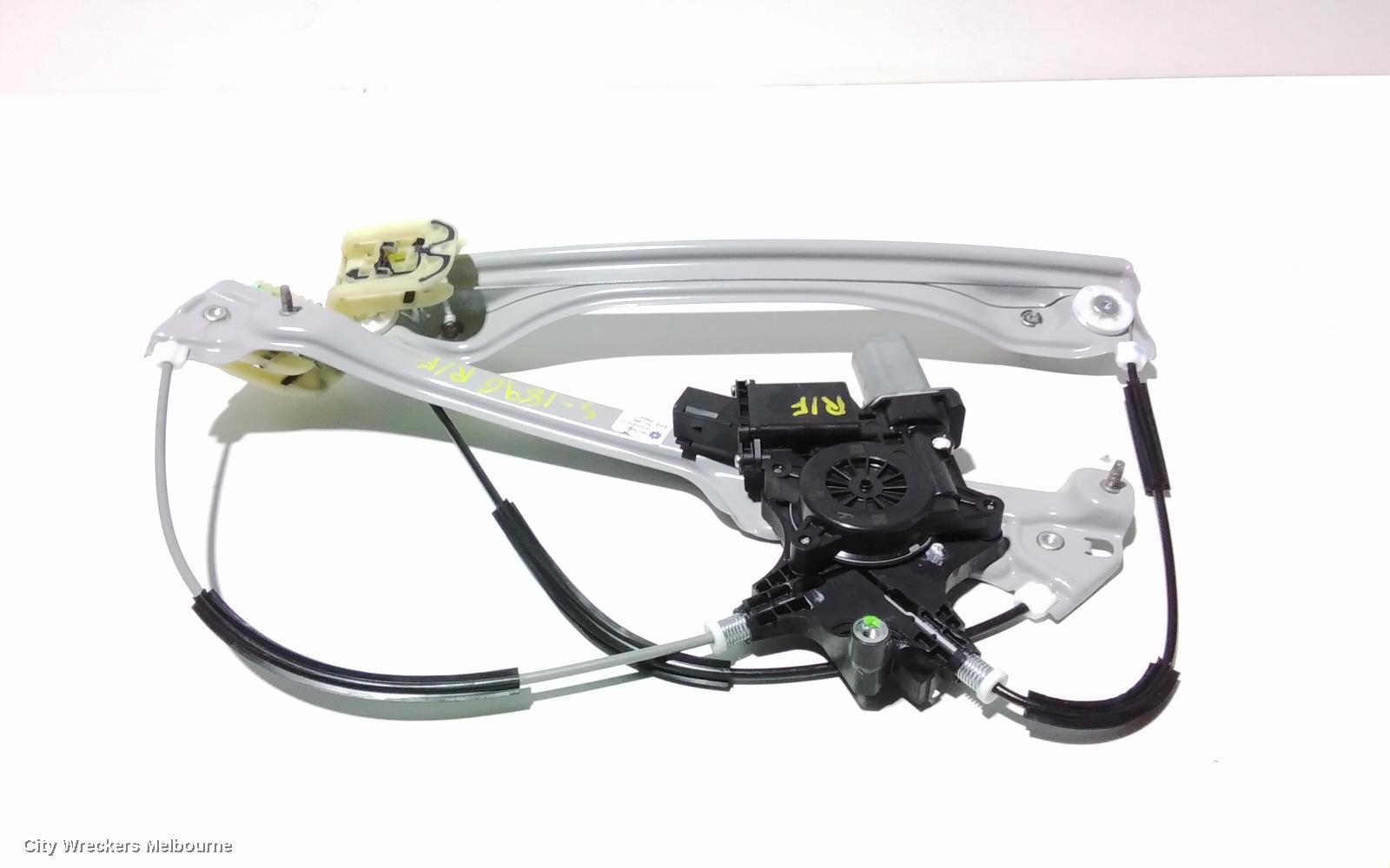 HOLDEN COMMODORE RIGHT FRONT WINDOW REG/MOTOR, ZB, 10/2017 - 12/2020