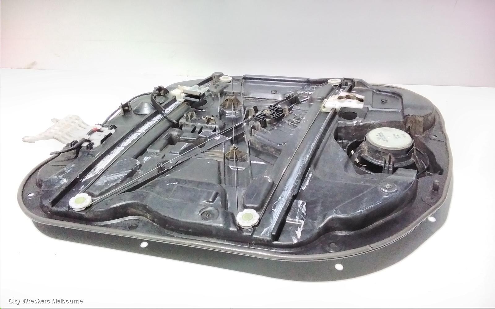 KIA CARNIVAL/GRAND CARNIVAL LEFT FRONT WINDOW REG/MOTOR, YP, 02/2015 - 10/2020