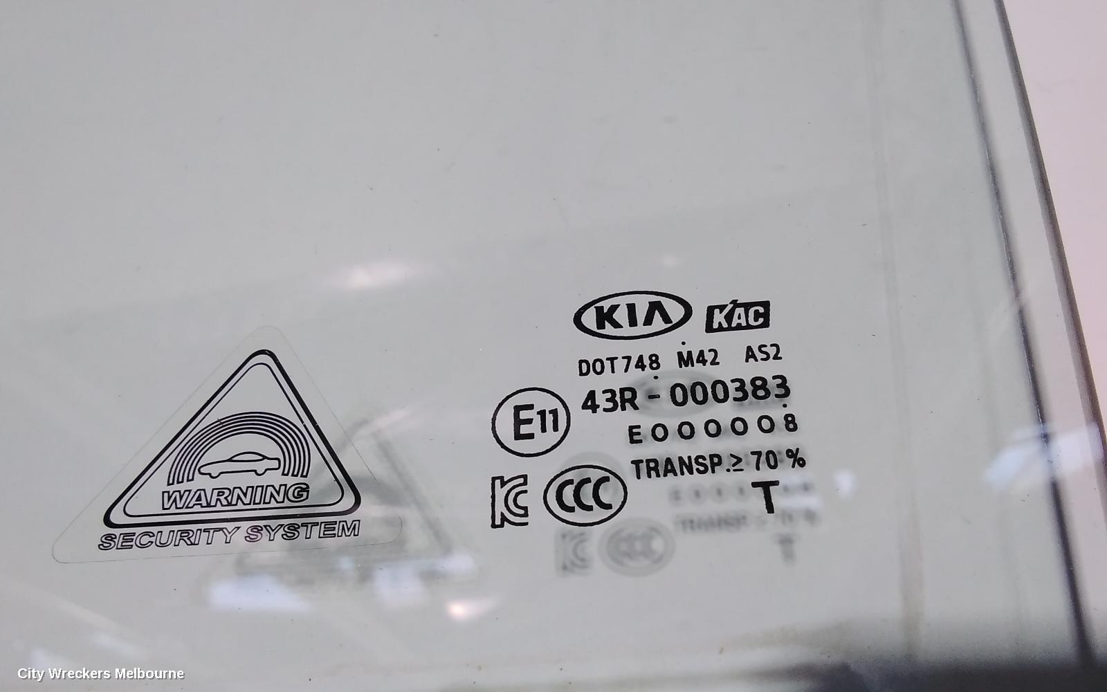 KIA CARNIVAL/GRAND CARNIVAL LEFT FRONT DOOR WINDOW, YP, 02/2015 - 10/2020