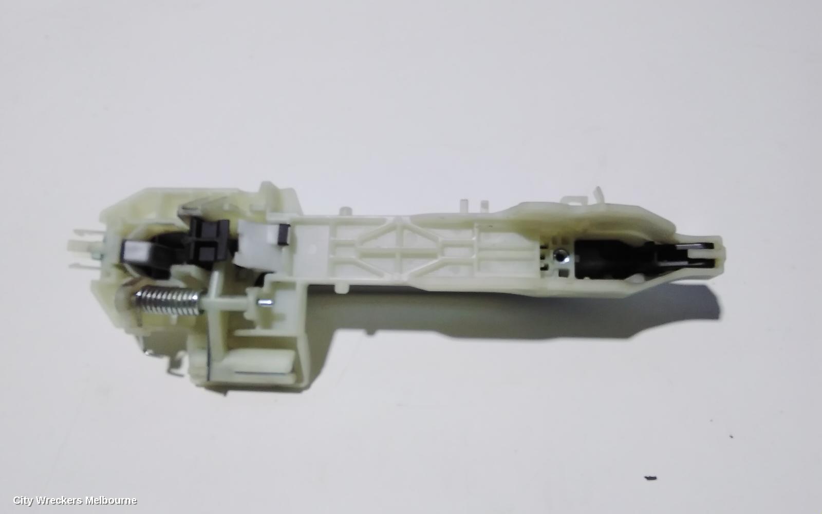 KIA CARNIVAL/GRAND CARNIVAL DOOR HANDLE, OUTER, LH FRONT, YP, 02/2015 - 10/2020