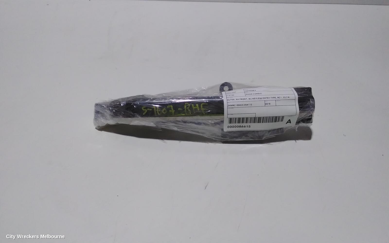 HONDA ODYSSEY DOOR HANDLE, OUTER, RH FRONT, W/ KEYLESS ENTRY TYPE, RC1, 02/2014 ONWARDS