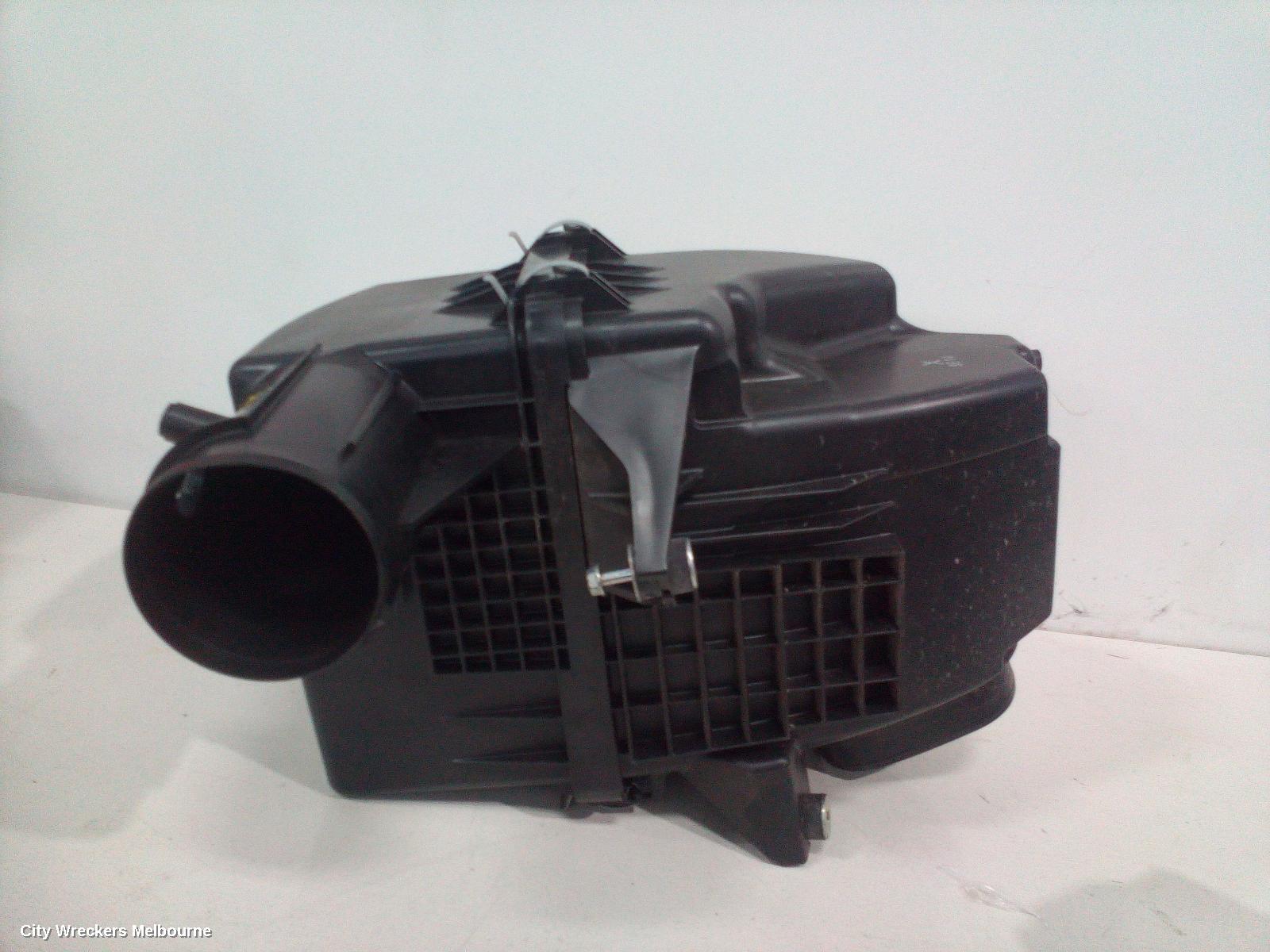 HONDA ODYSSEY AIR CLEANER/BOX, AIR CLEANER, RC1, 02/2014 ONWARDS