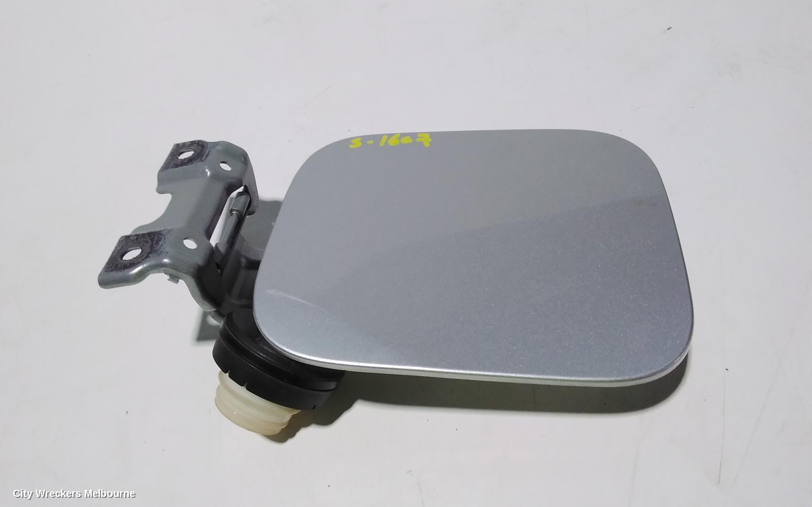 HONDA ODYSSEY FUEL DOOR / FILLER, RC1, 02/2014 - 03/2022