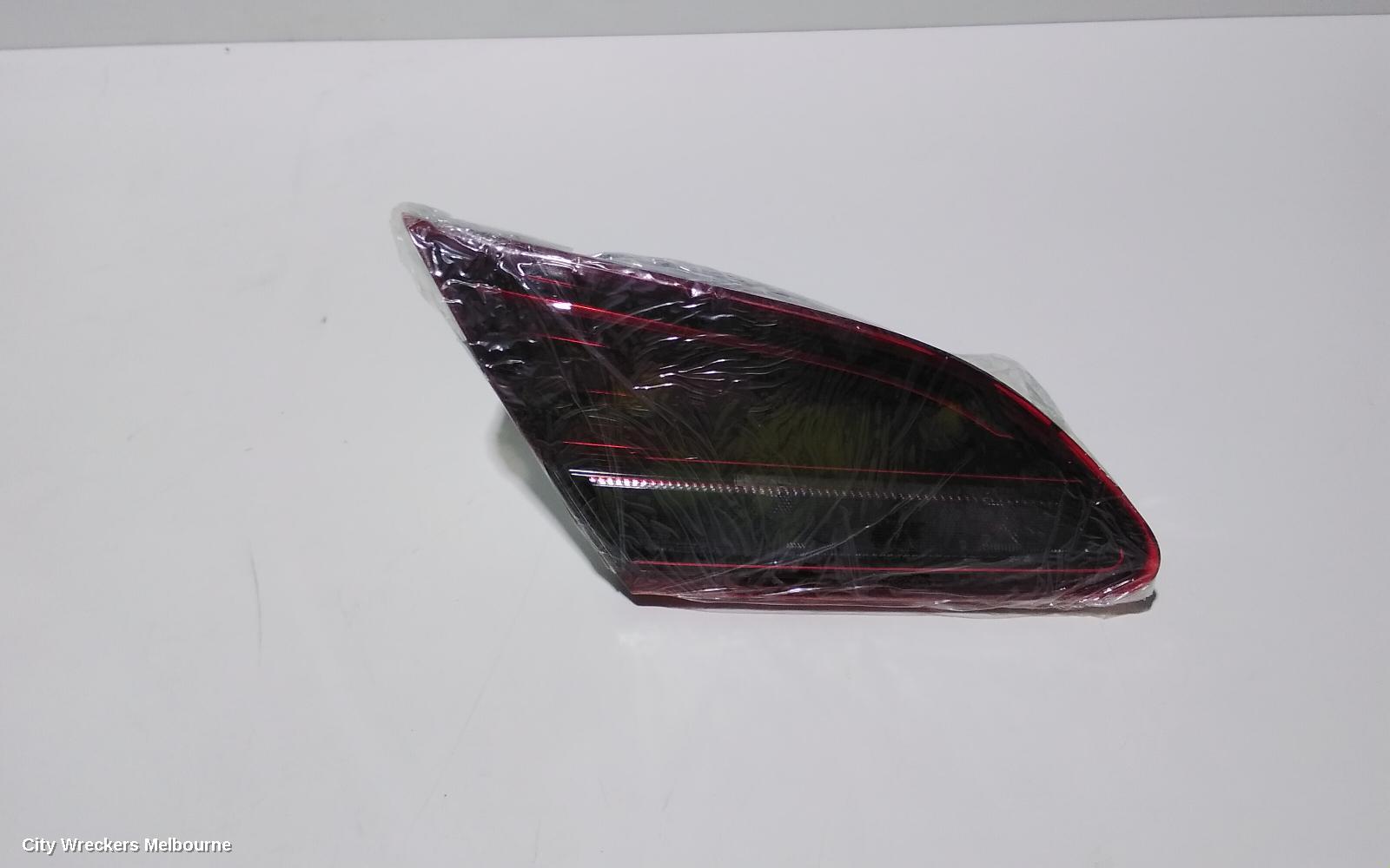 HOLDEN ASTRA REAR GARNISH, TAILGATE LAMP (LH SIDE), PJ, 3DR HATCH, GTC, NON LED TYPE, 12/2014 - 01/2017