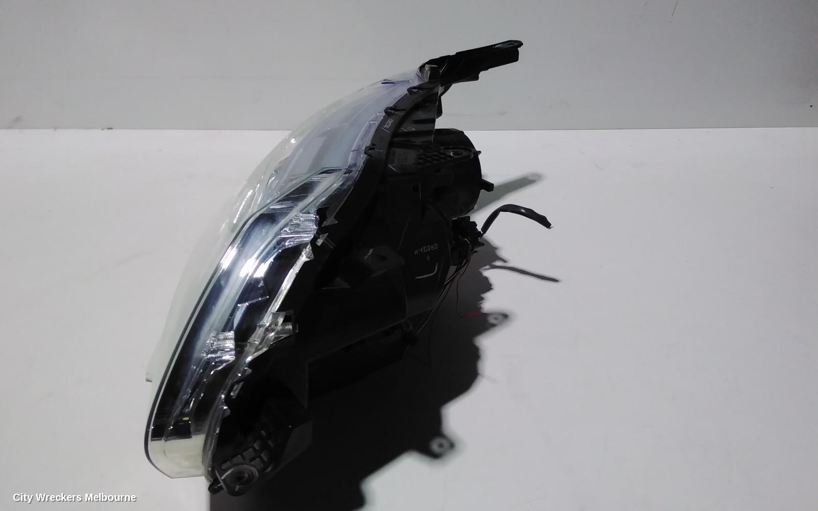 MITSUBISHI TRITON RIGHT HEADLAMP, MQ, HID, CLEAR TINT TOP EDGE TYPE, 04/2015 - 10/2018