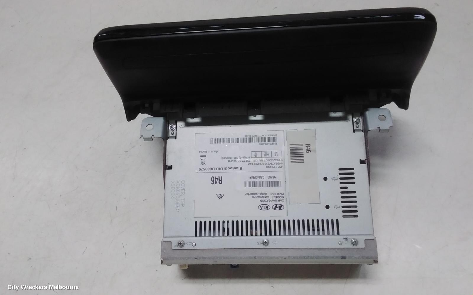 HYUNDAI I30 RADIO/CD/DVD/SAT/TV, HEAD UNIT & DISPLAY, 8 IN, SAT NAV/STANDARD AUDIO TYPE, (S. KOREA VIN KMHH), PD, HATCH, 03/2017 - 07/2020