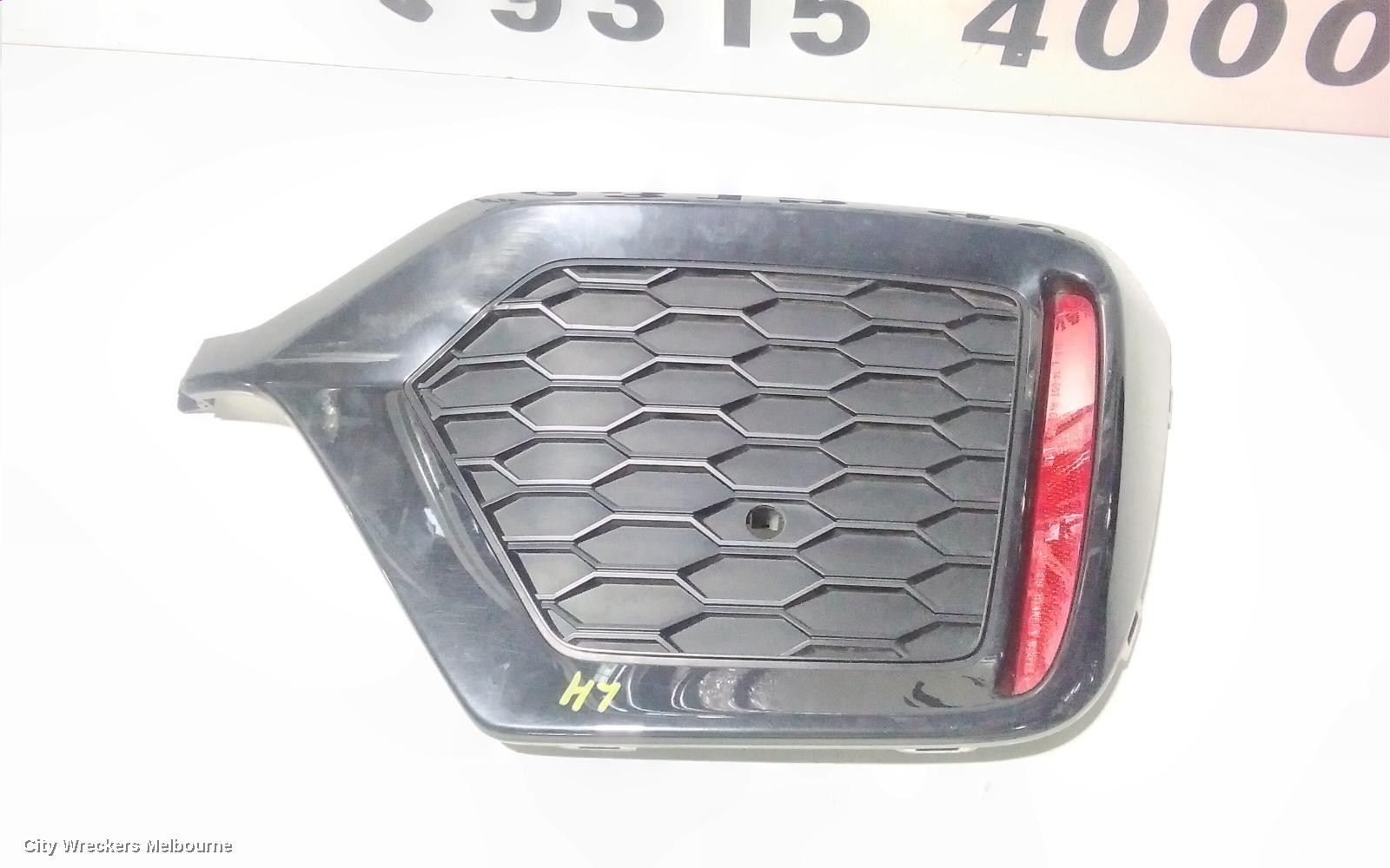 HONDA CIVIC LEFT TAILLIGHT, BUMPER REFLECTOR, HATCH, 10TH GEN, 05/2016 ONWARDS