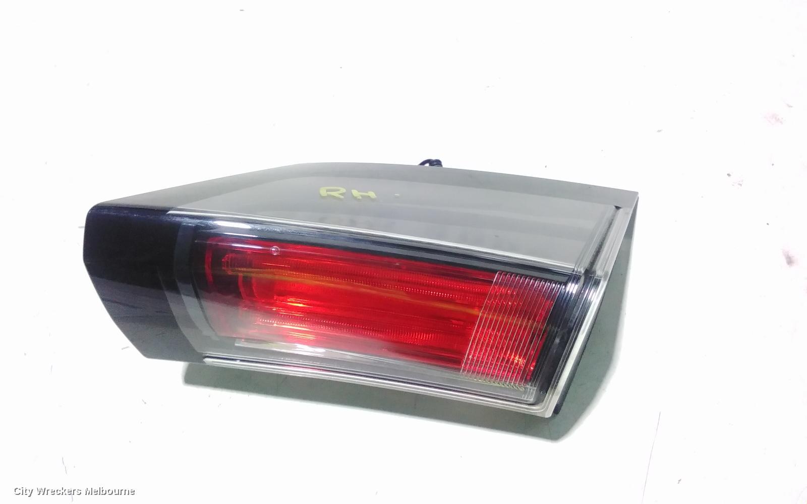 HONDA CIVIC REAR GARNISH, TAILGATE LAMP (RH SIDE), 10TH GEN, HATCH, 02/2017 ONWARDS